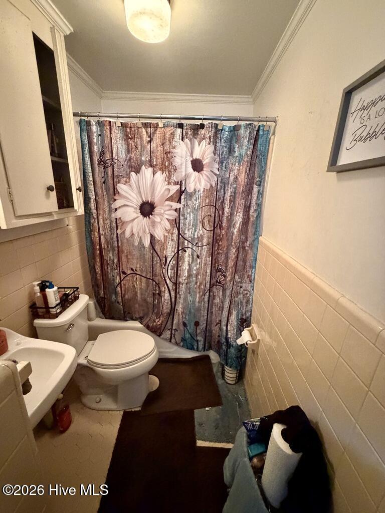 1014 W Main Street Property Photo 8