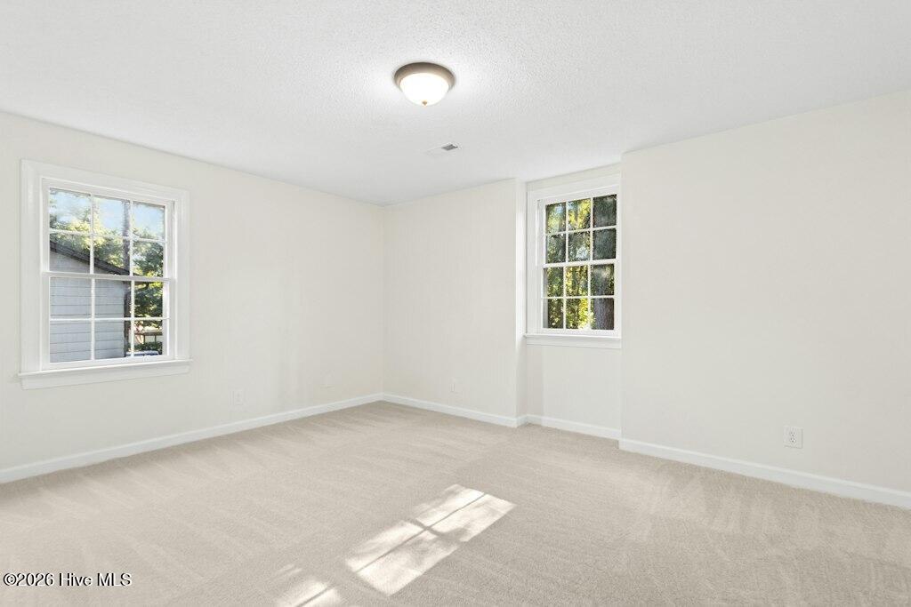 1215 S Crescent Drive Property Photo 23