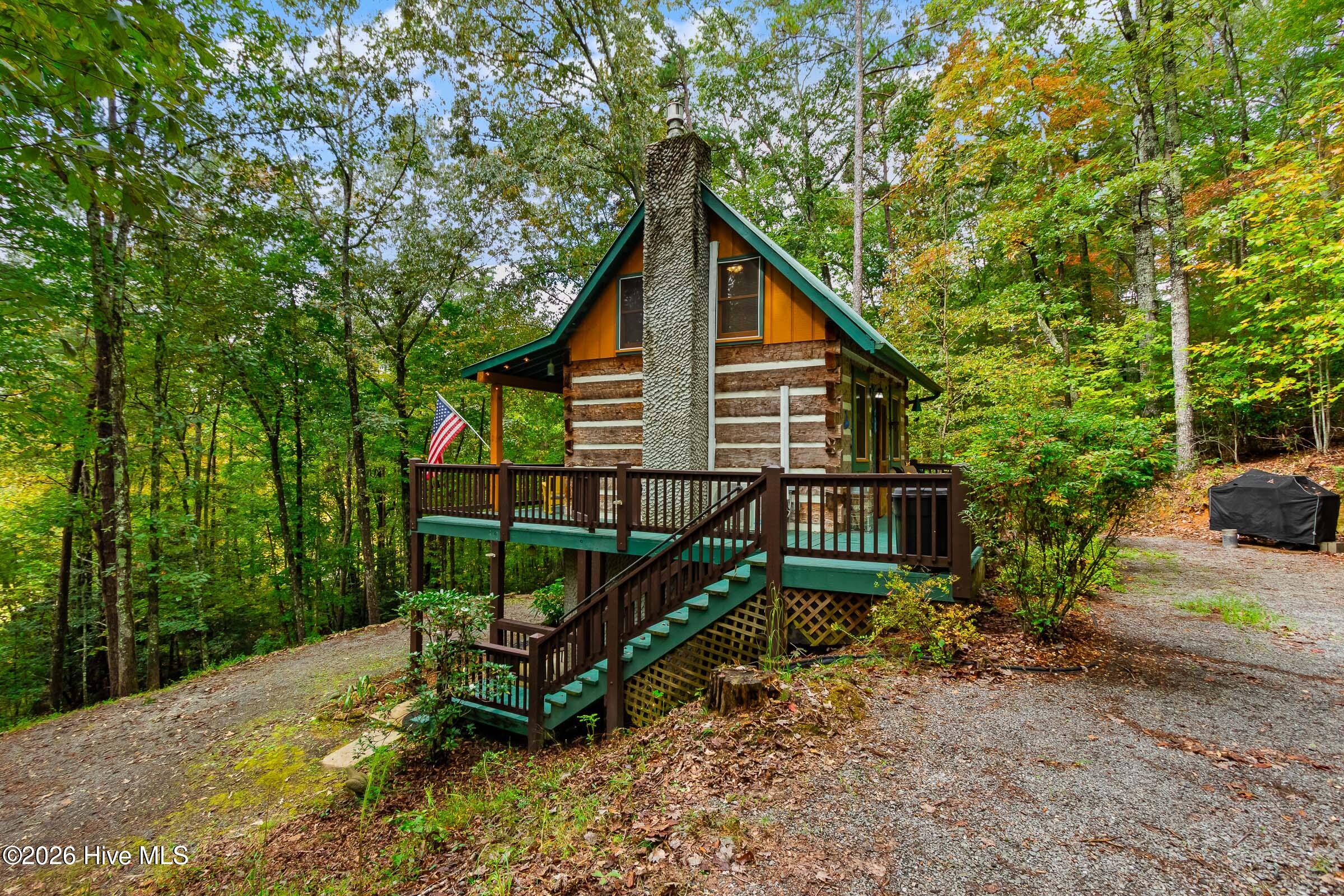 151 Pinewood Drive Property Photo 4