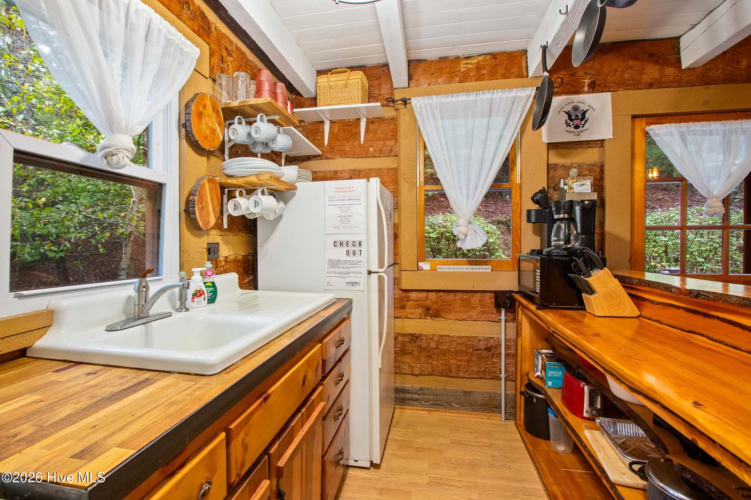 151 Pinewood Drive Property Photo 13