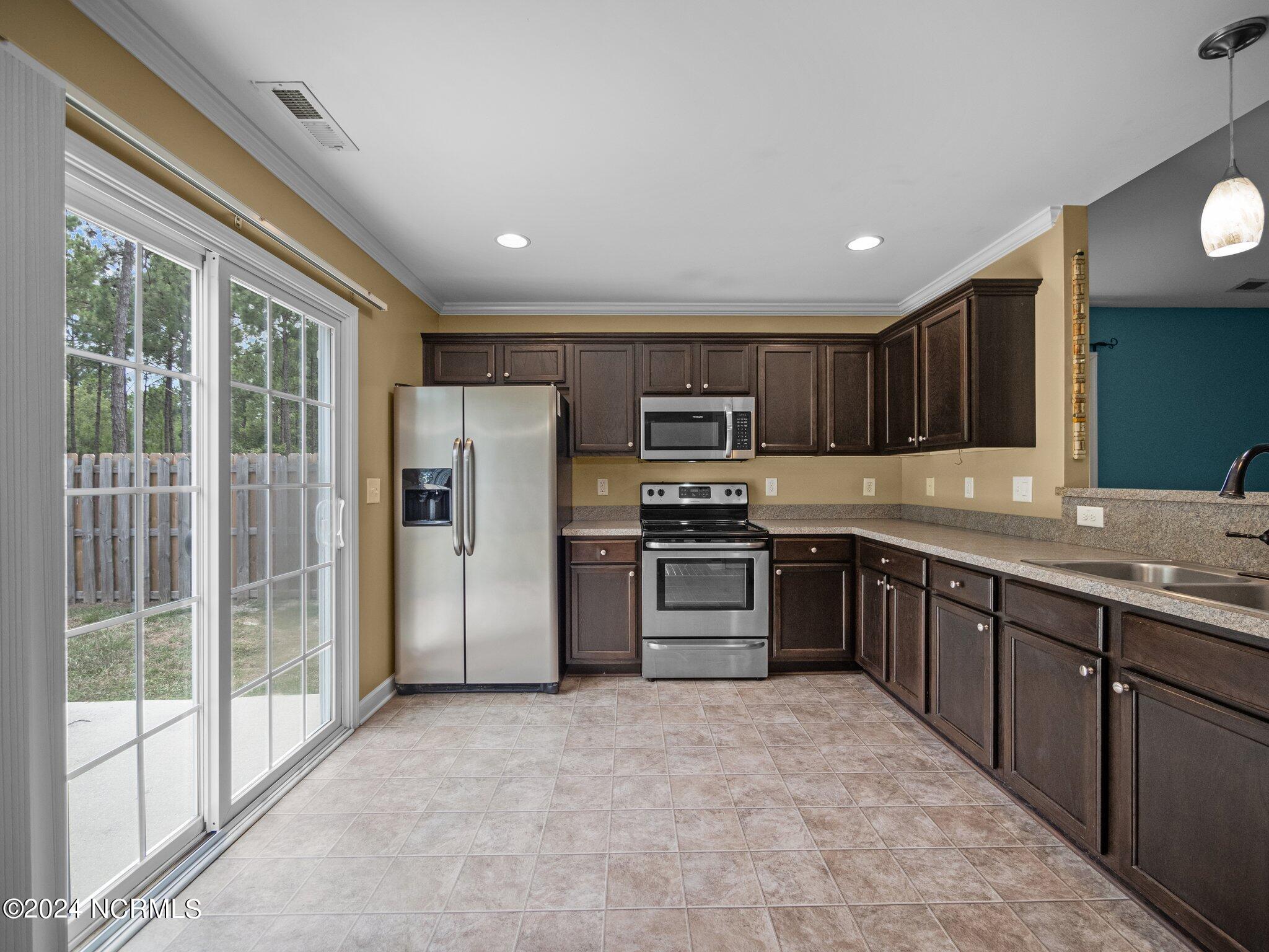 420 Salvo Court Property Photo 8