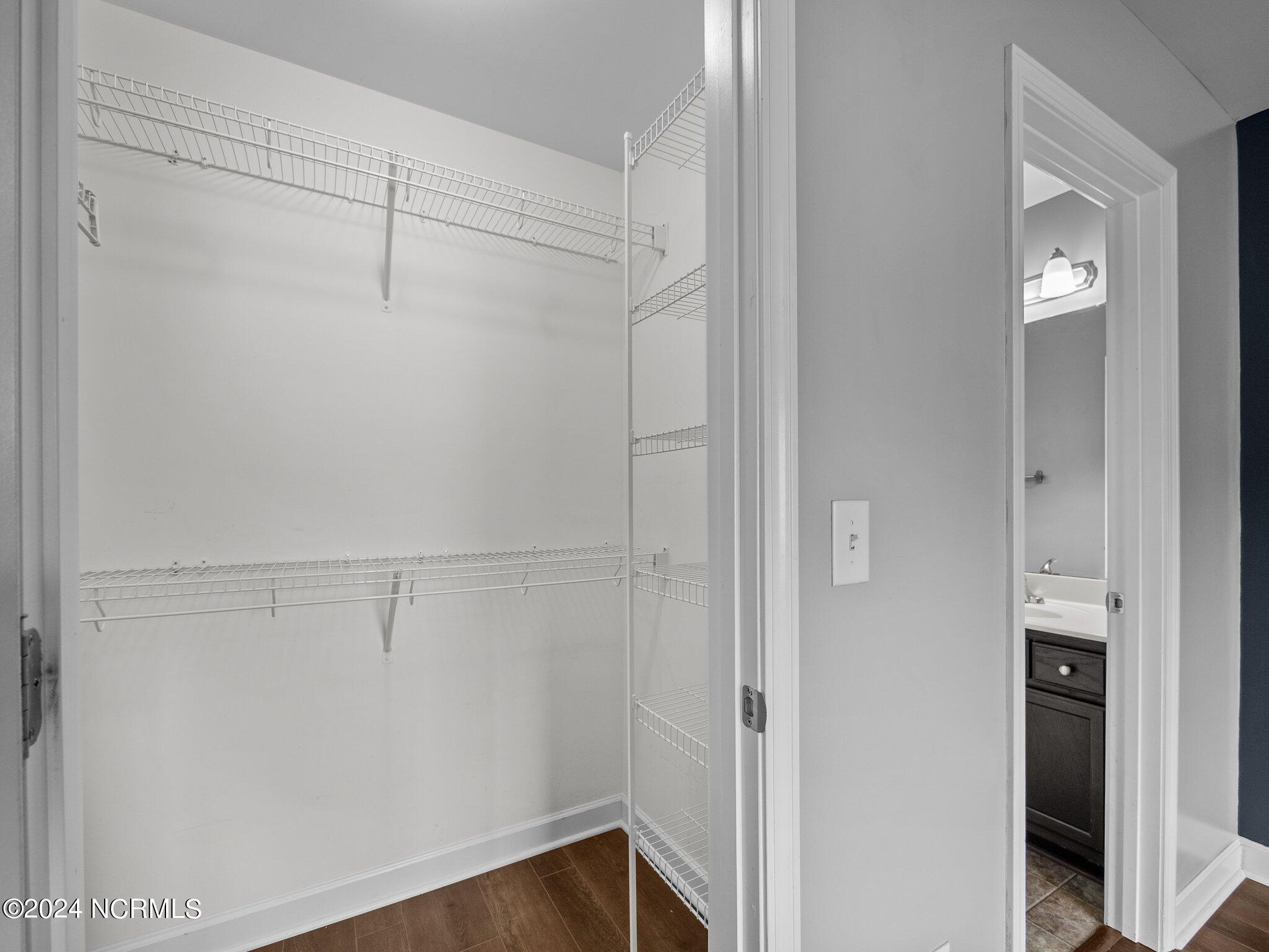 420 Salvo Court Property Photo 11