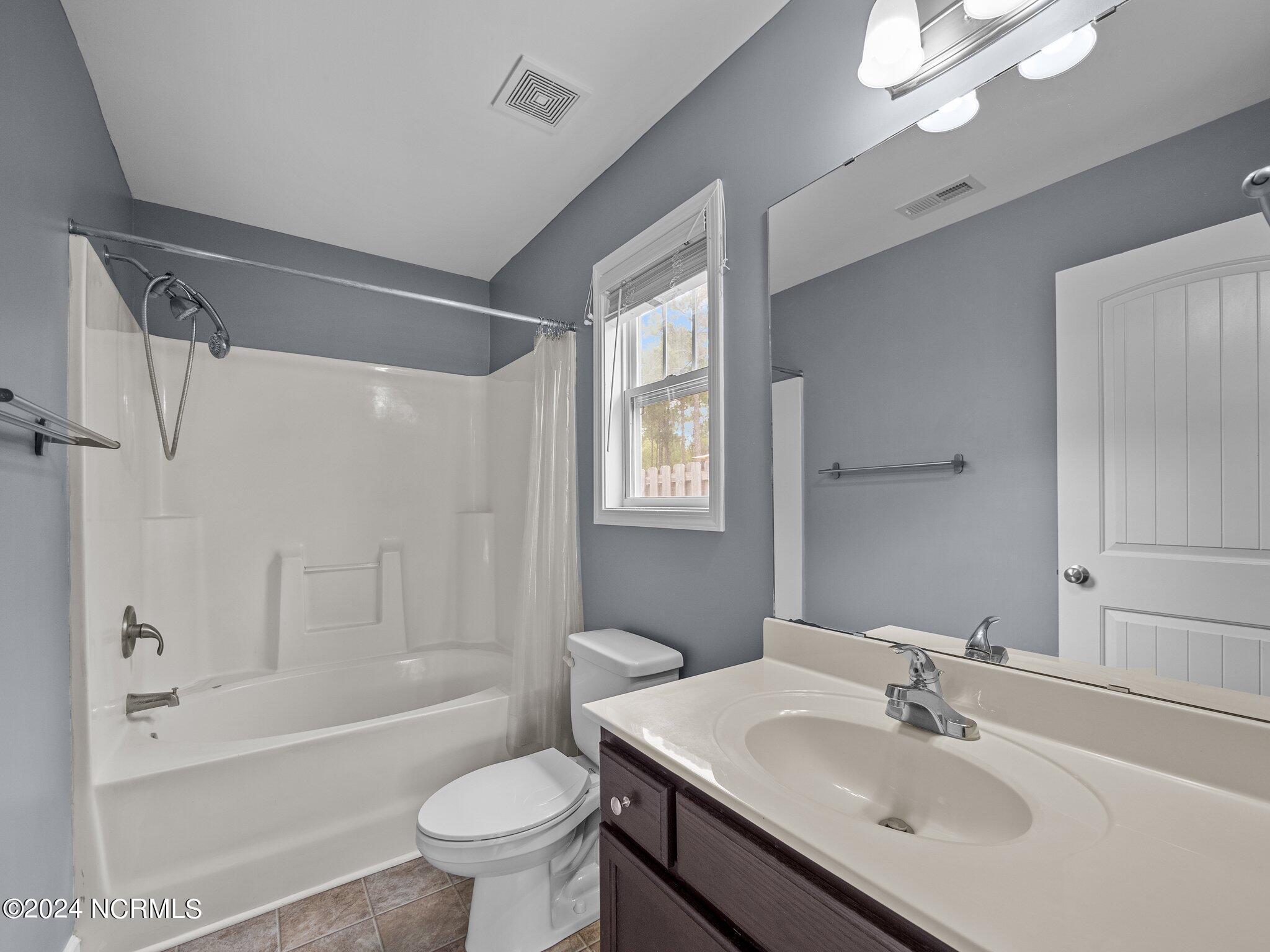 420 Salvo Court Property Photo 14