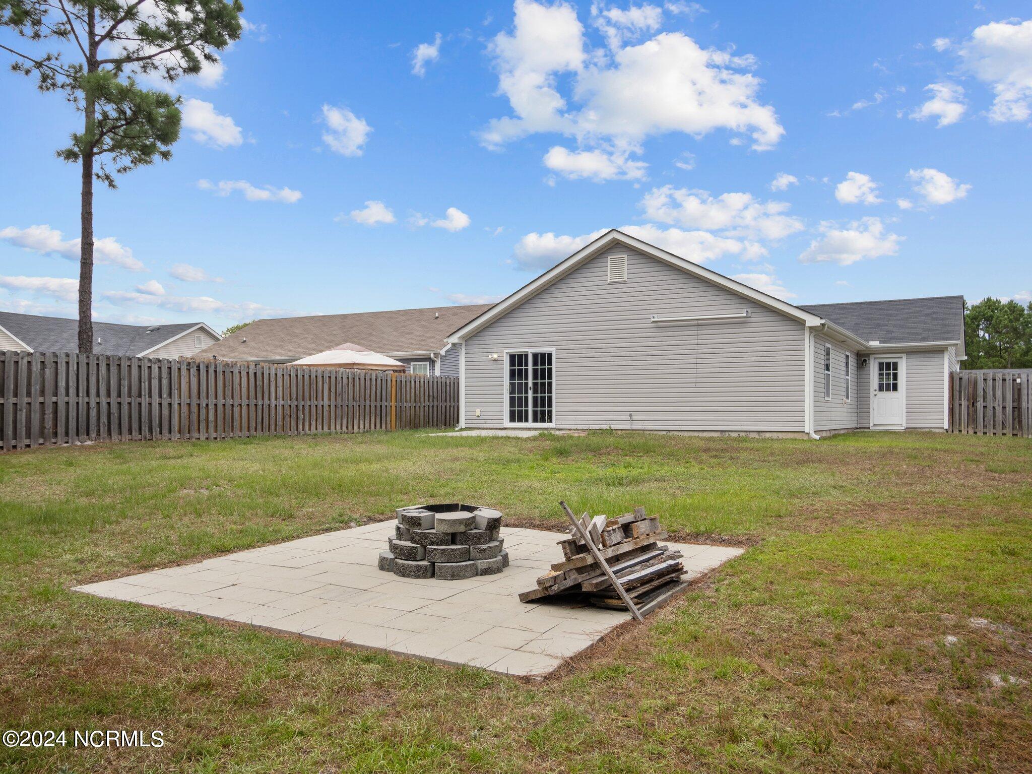 420 Salvo Court Property Photo 23
