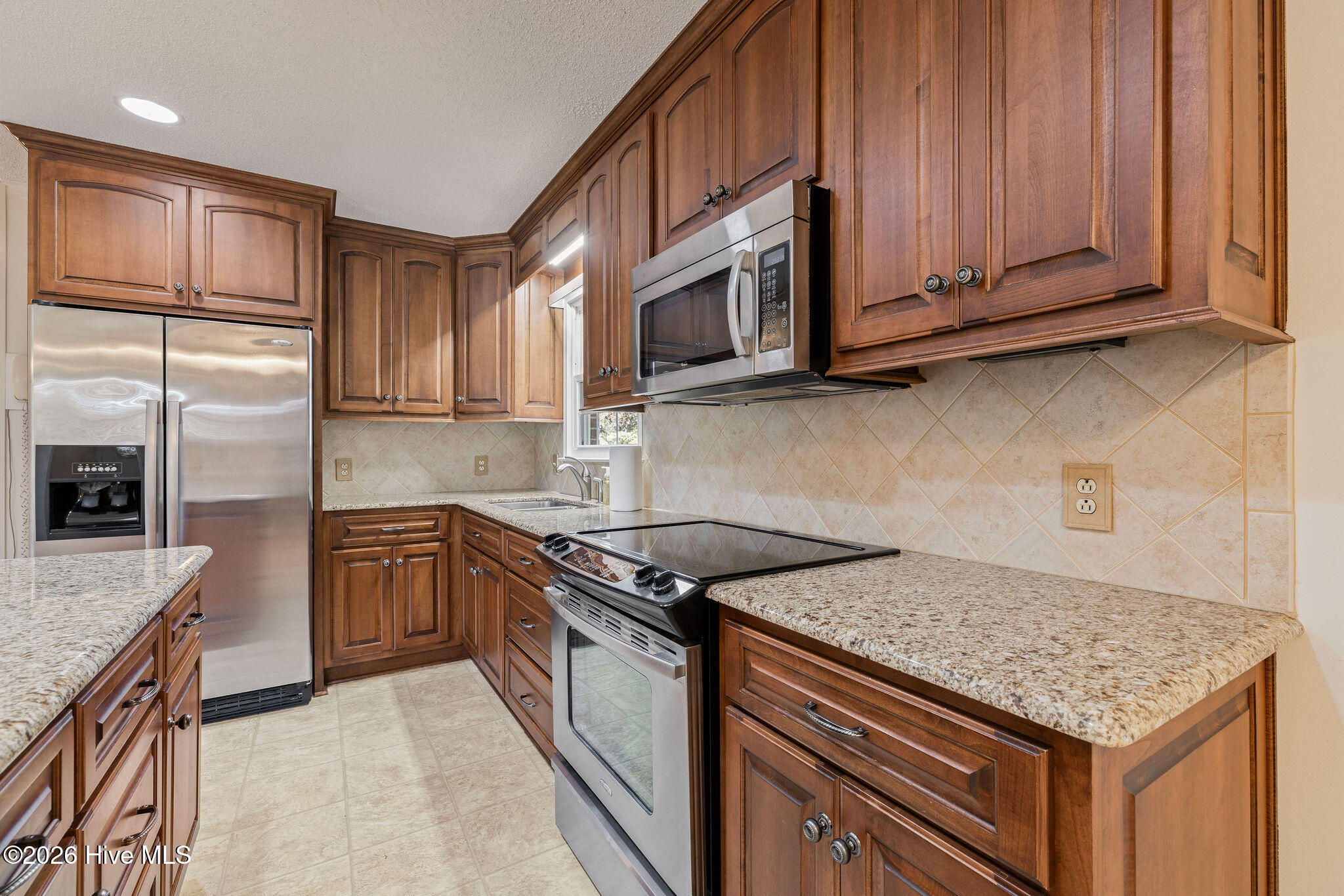 100 Jill Street Property Photo 6