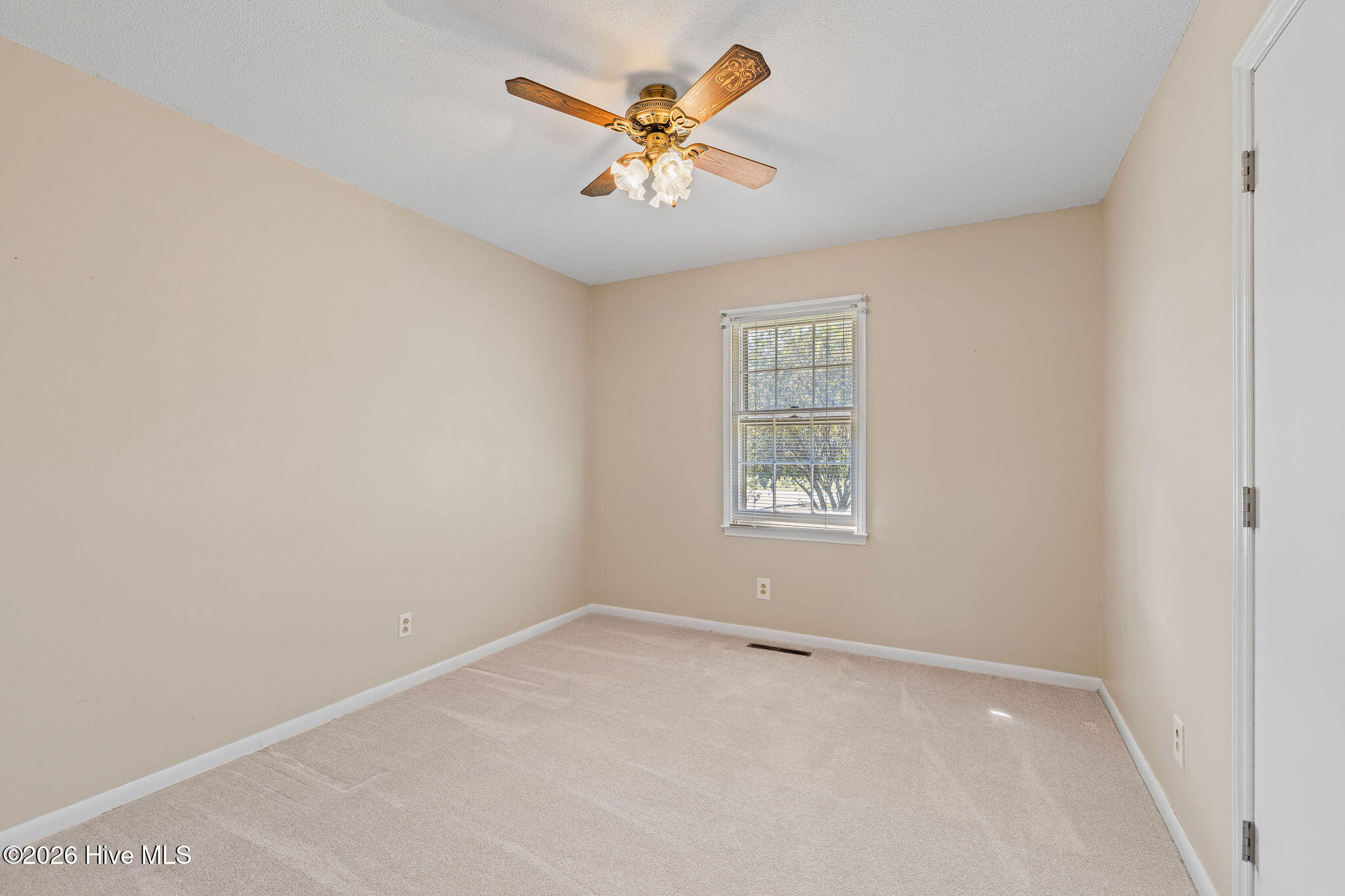 100 Jill Street Property Photo 11