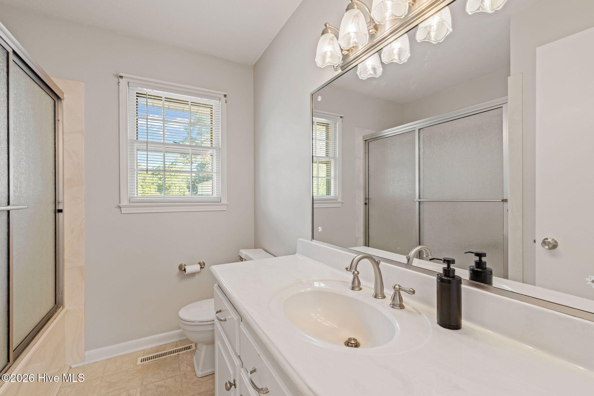 100 Jill Street Property Photo 14