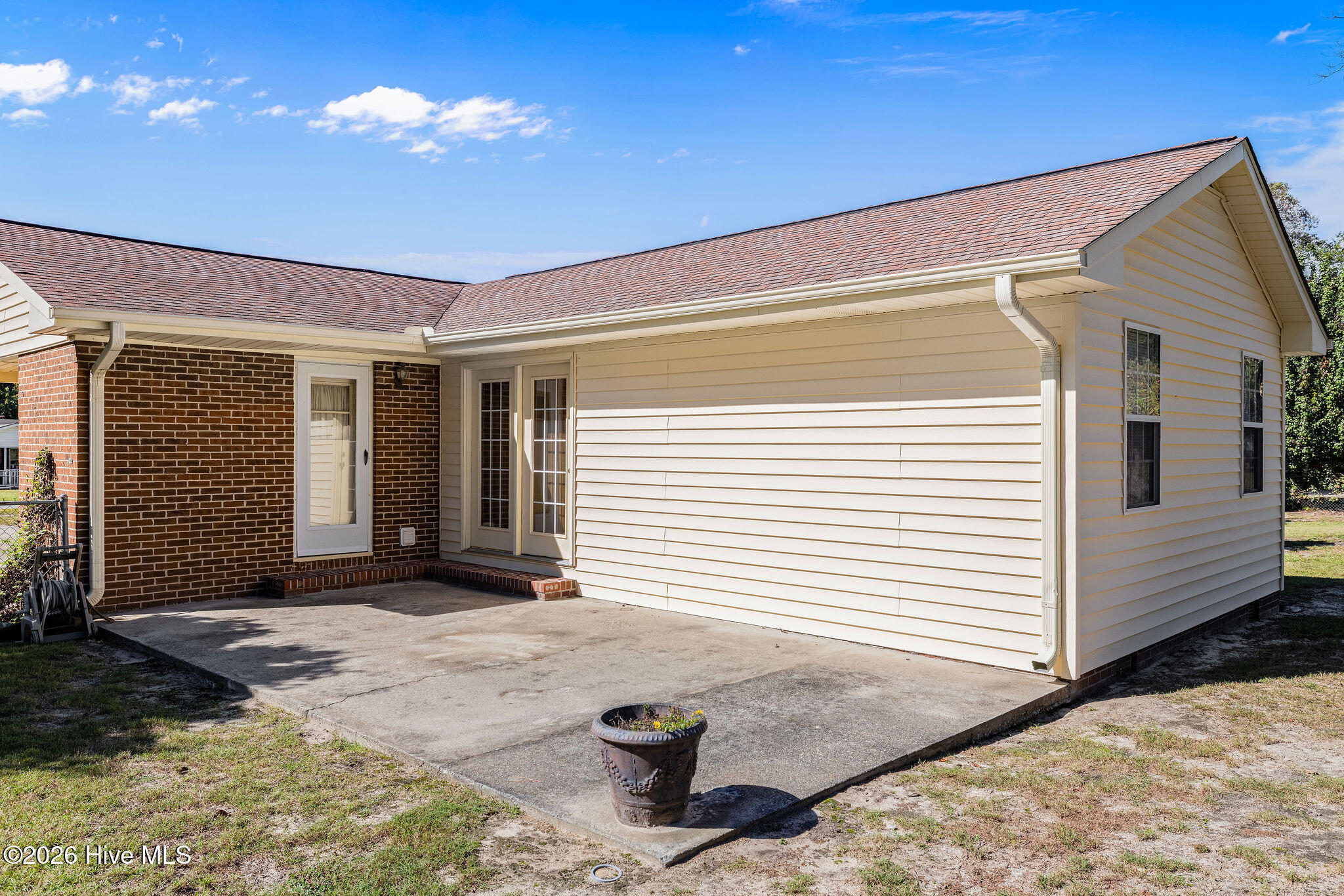 100 Jill Street Property Photo 17