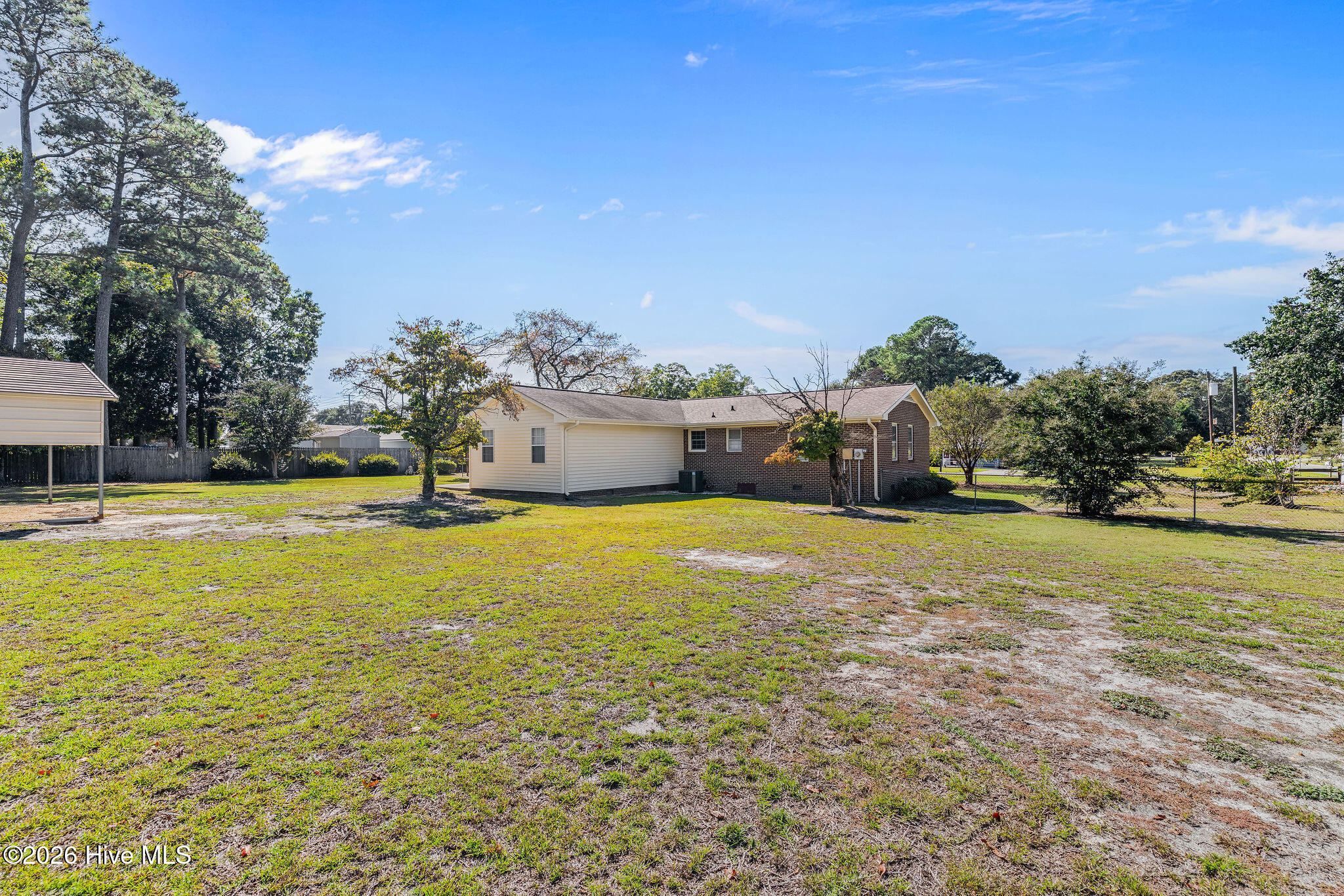 100 Jill Street Property Photo 20