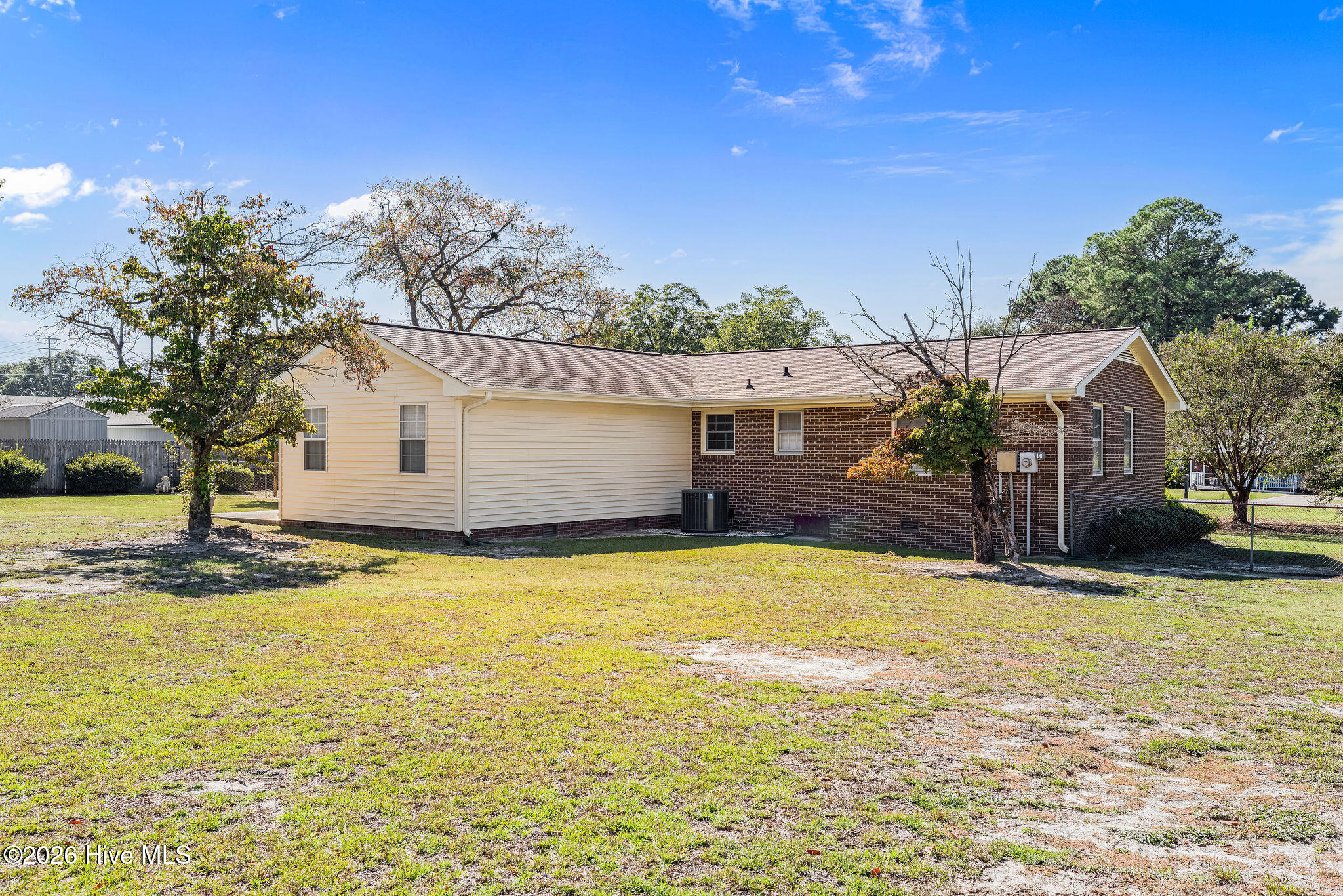 100 Jill Street Property Photo 21