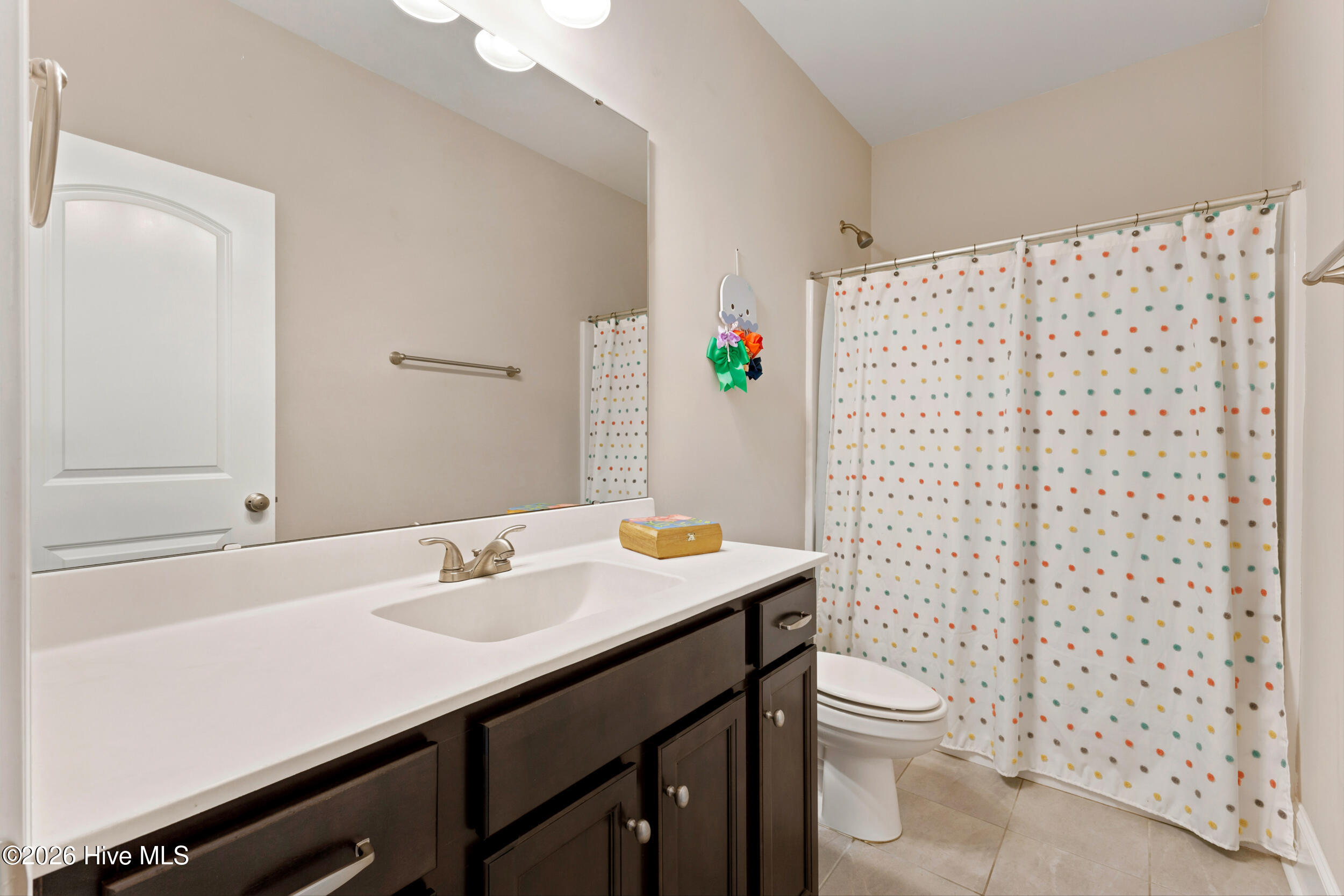 128 Hanover Lakes Drive Property Photo 25