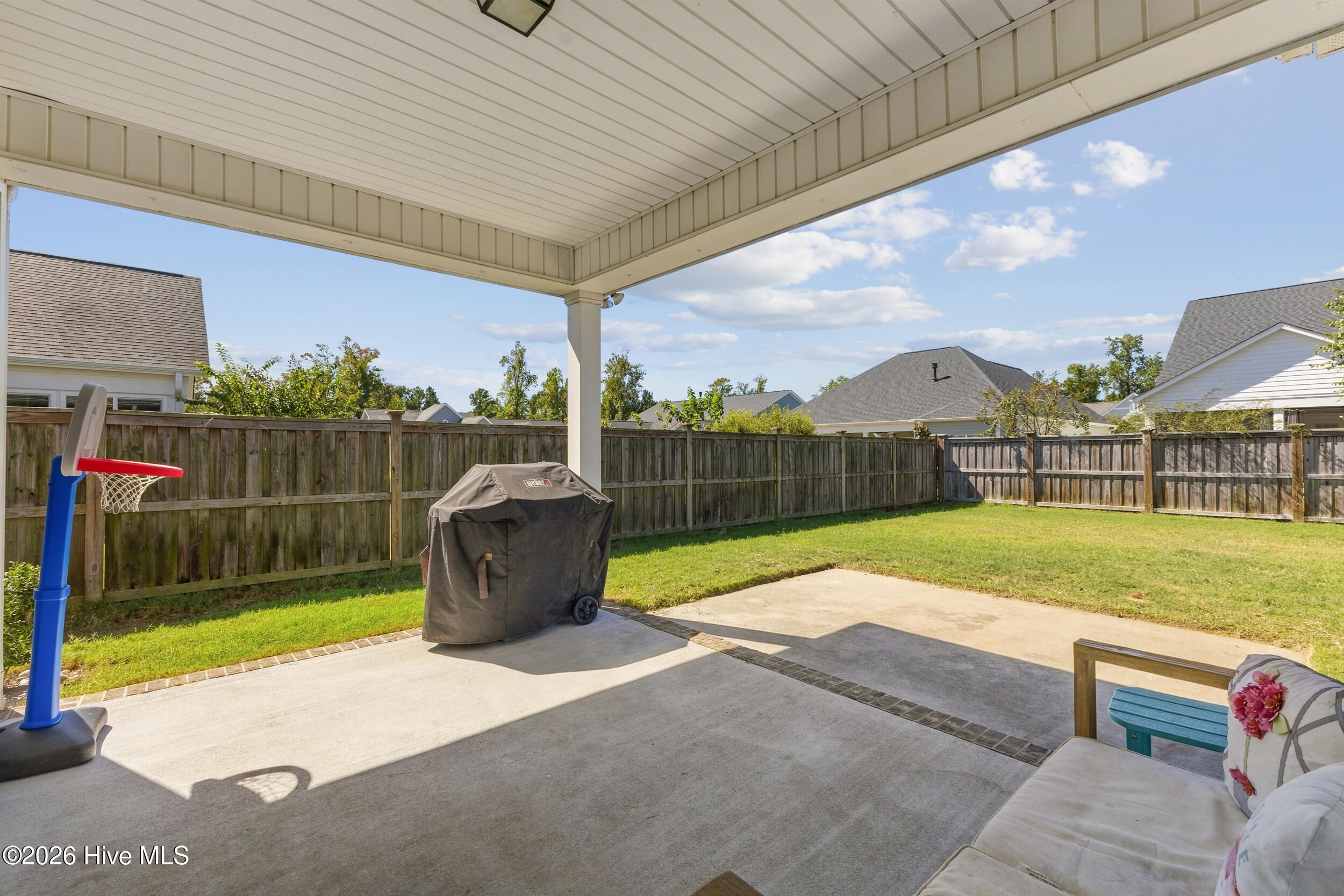 128 Hanover Lakes Drive Property Photo 28