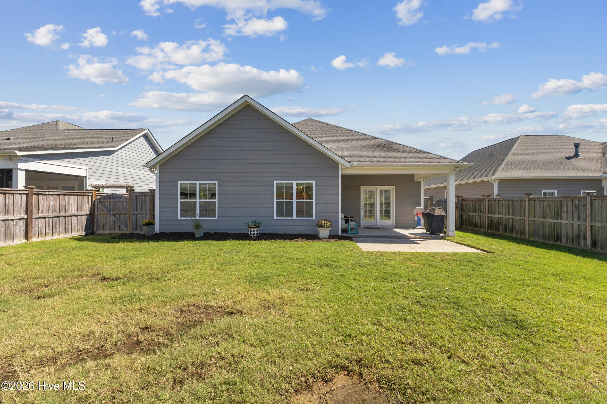 128 Hanover Lakes Drive Property Photo 29