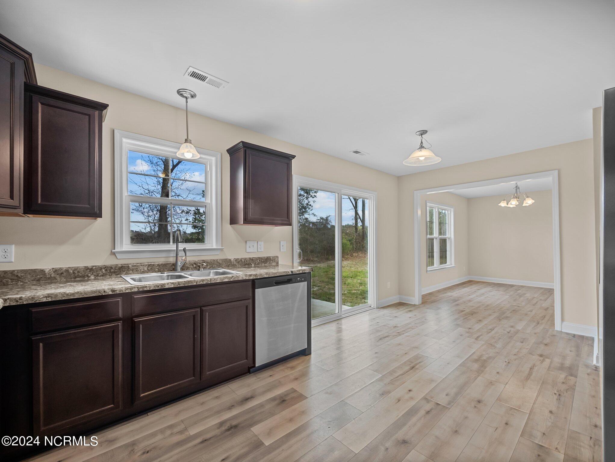 418 Duster Lane Property Photo 14