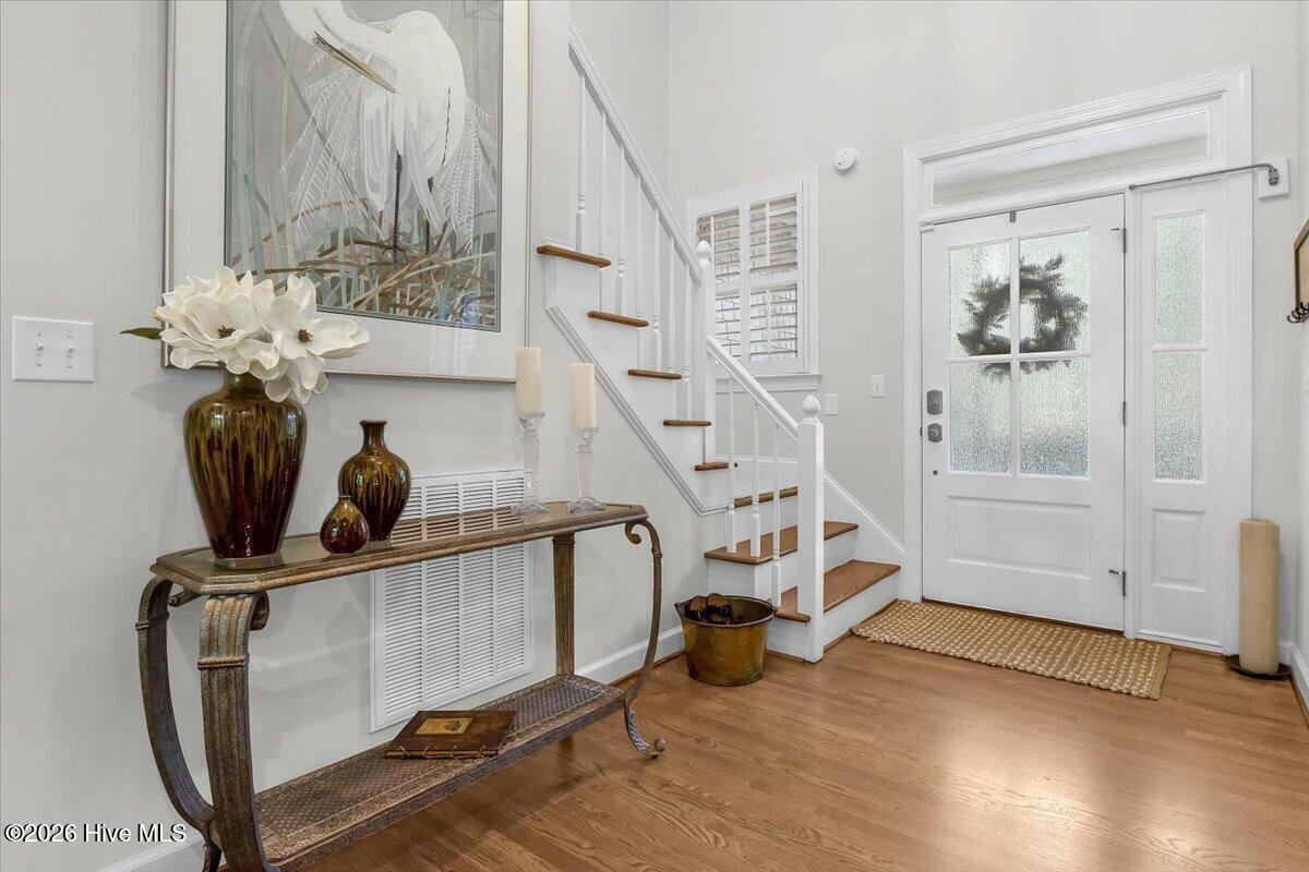 1307 Old Lamplighter Way Property Photo 8