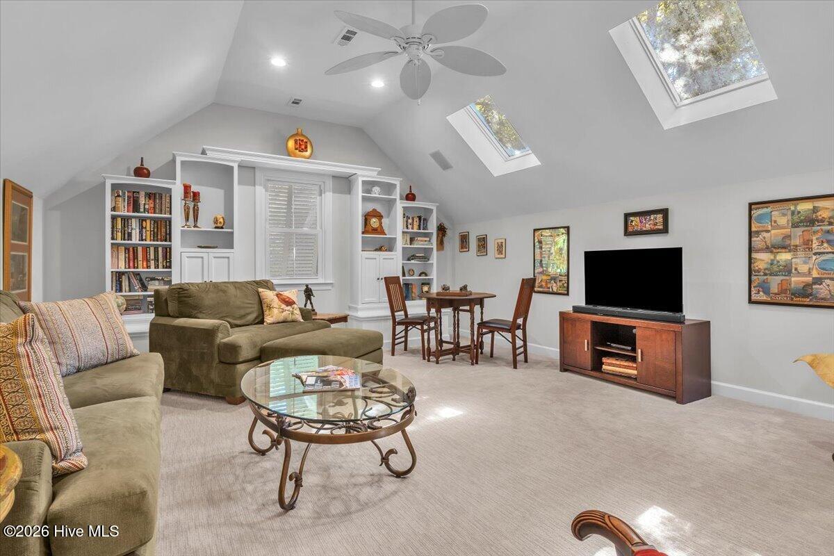 1307 Old Lamplighter Way Property Photo 44