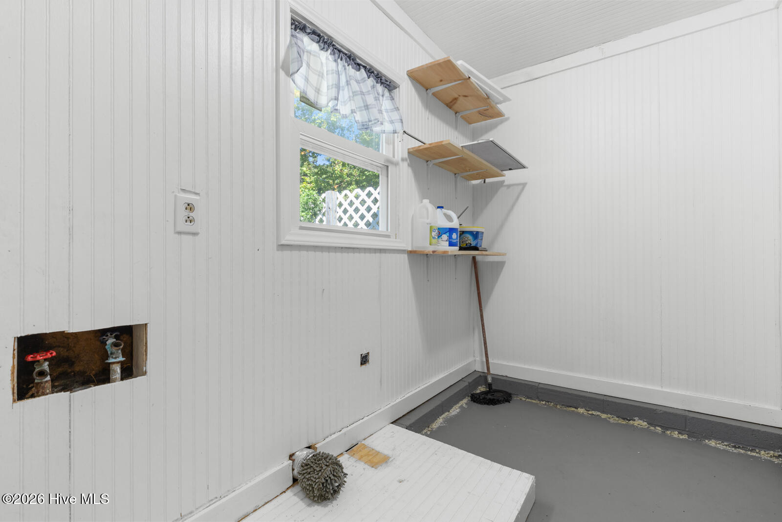 13 Dewitt Street Property Photo 15