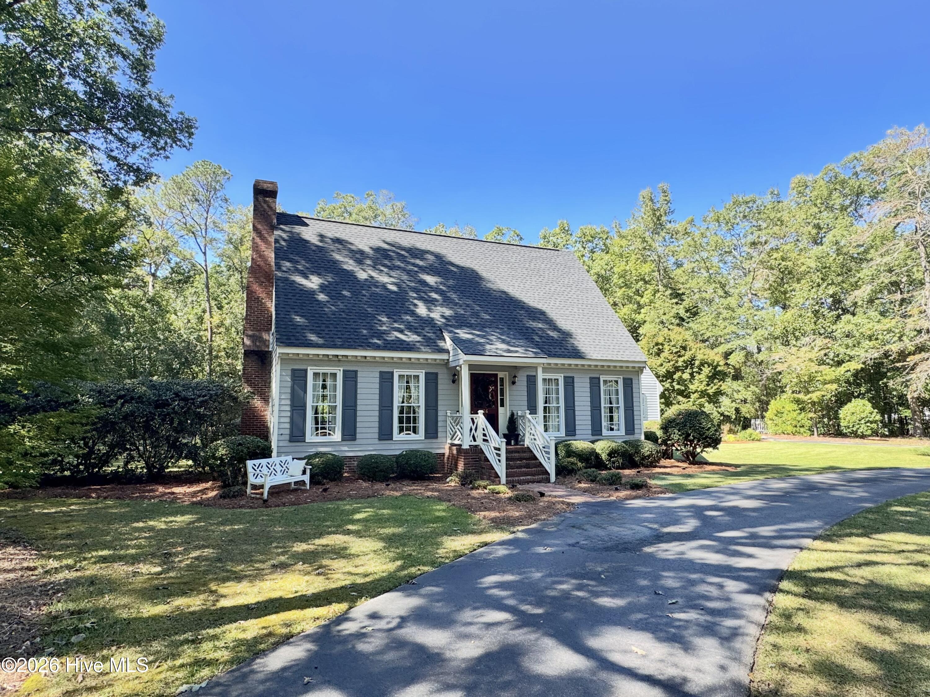 156 Westwood Drive Property Photo 3