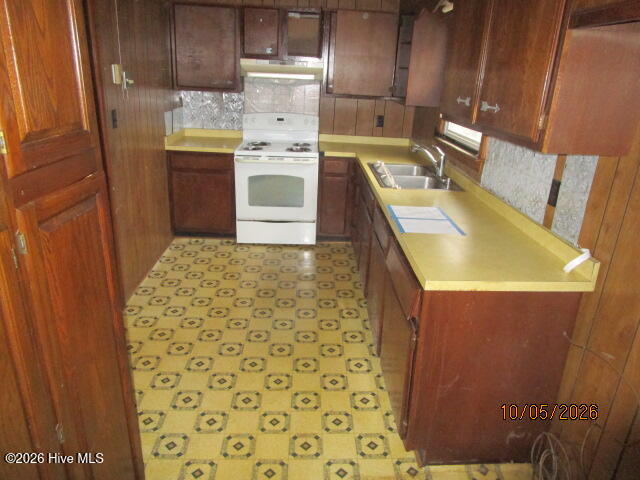 217 W Walker Street Property Photo 4