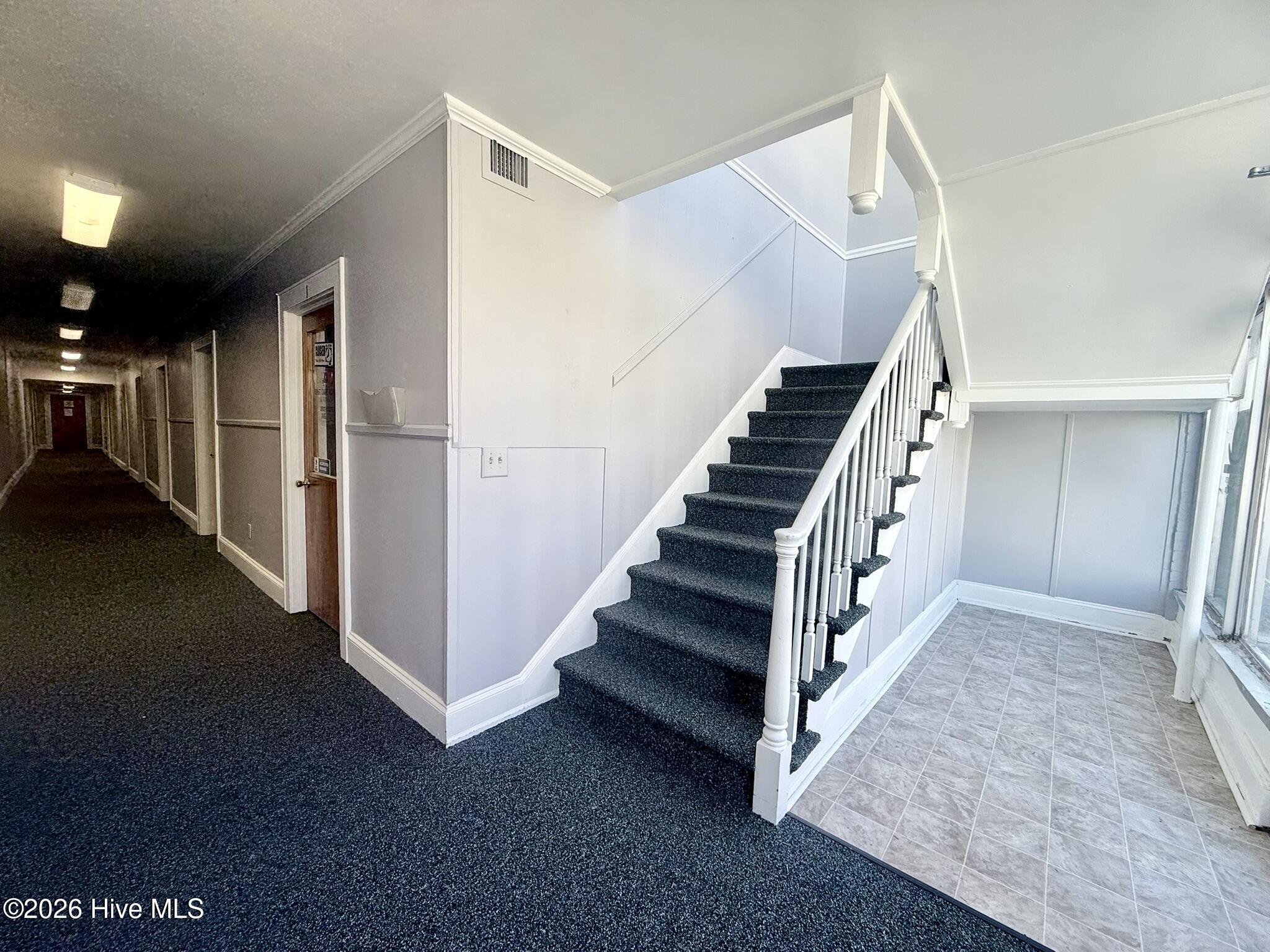 115 E Main Street Property Photo 4
