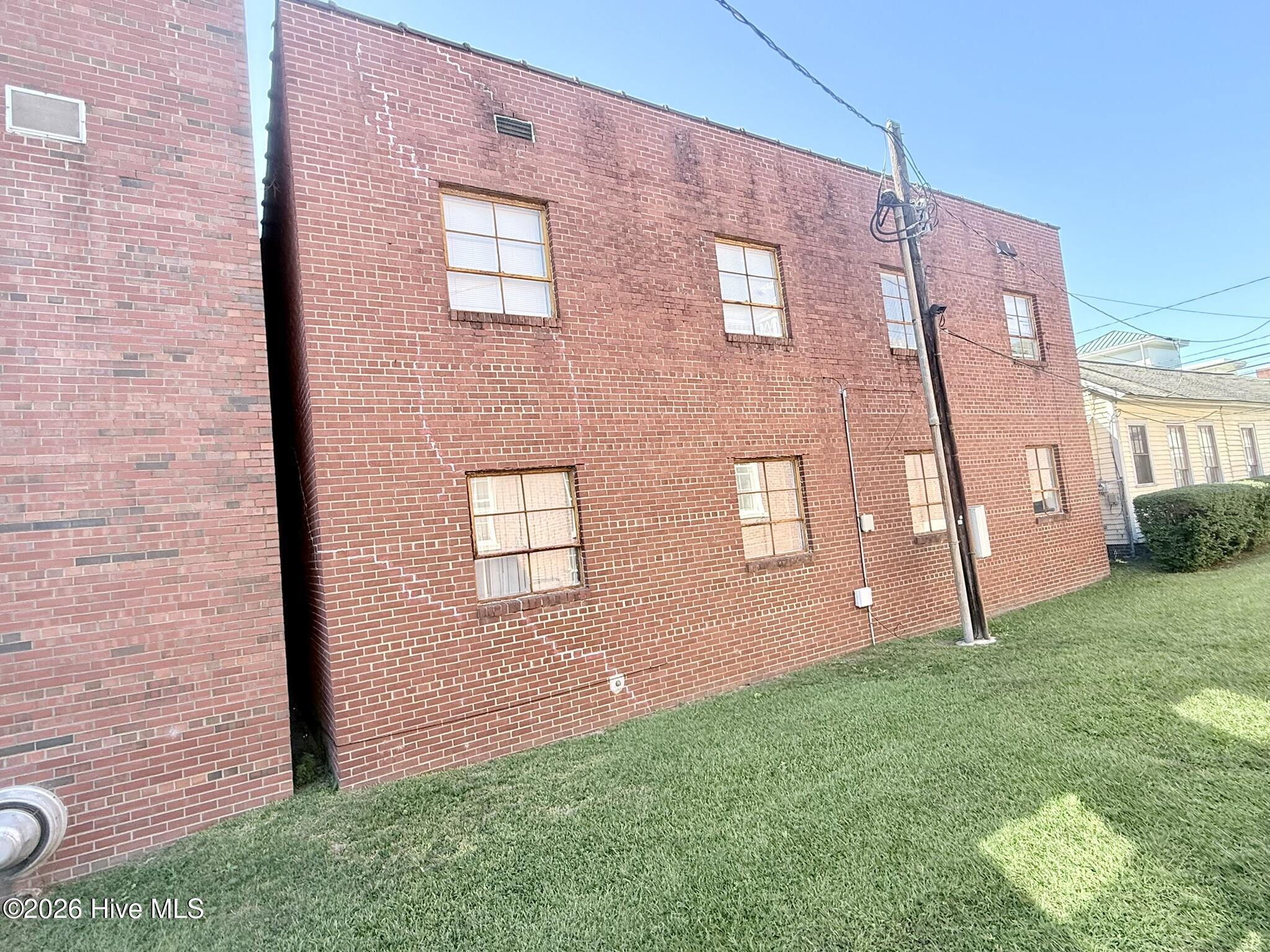 115 E Main Street Property Photo 40