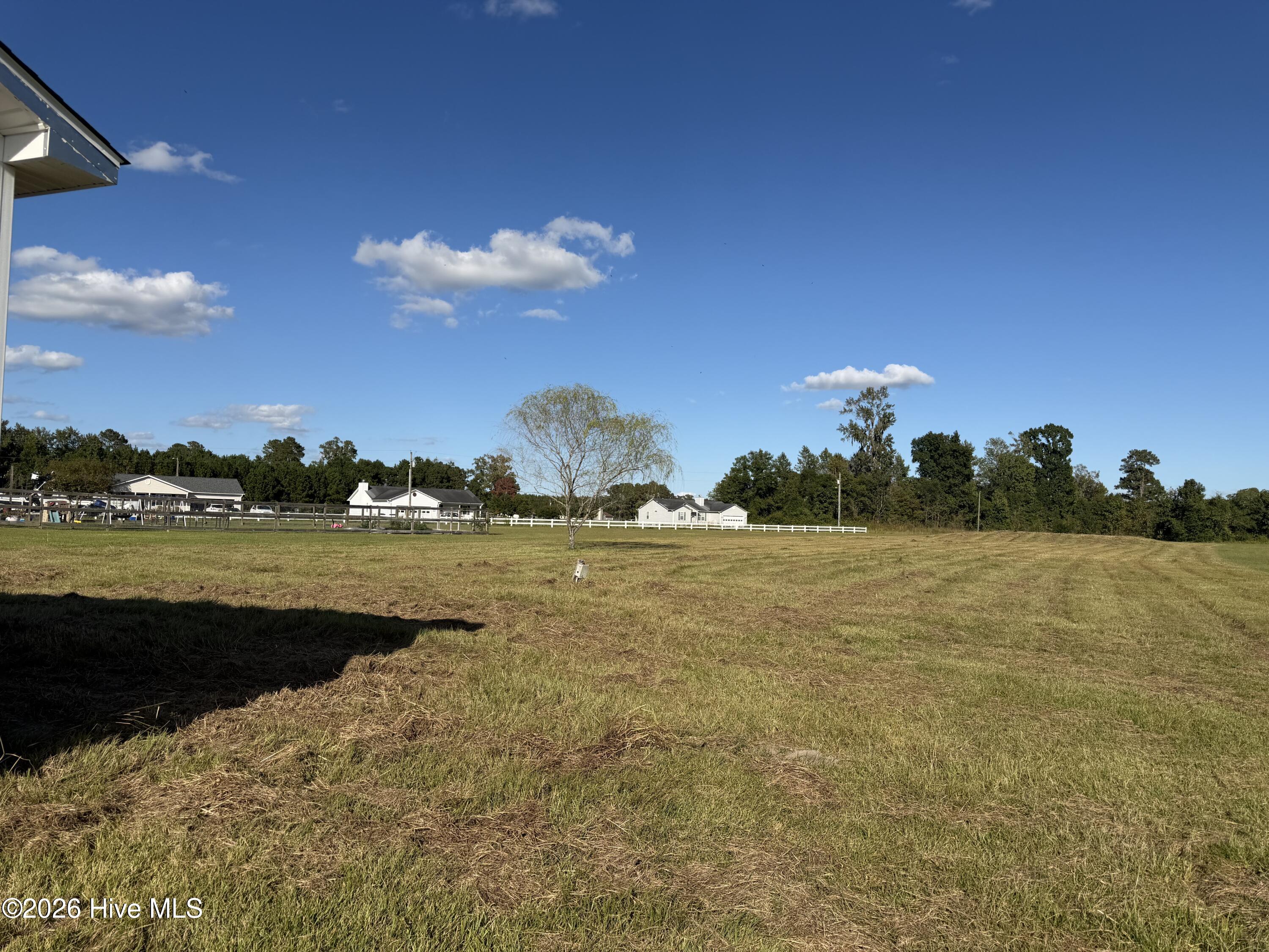 105 Starkys Creek Court Property Photo 4