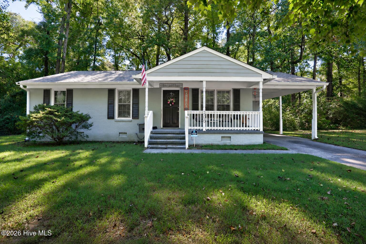 200 Geddie Avenue Property Photo 2