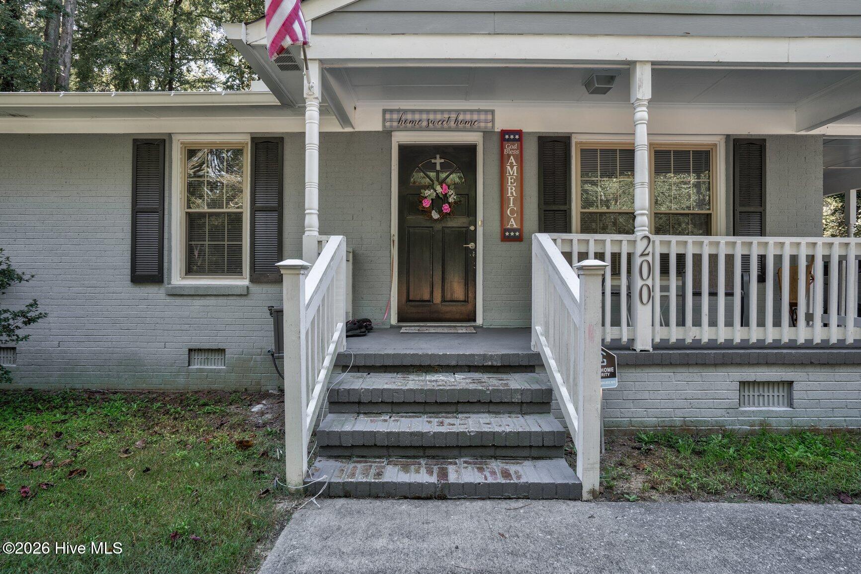200 Geddie Avenue Property Photo 3