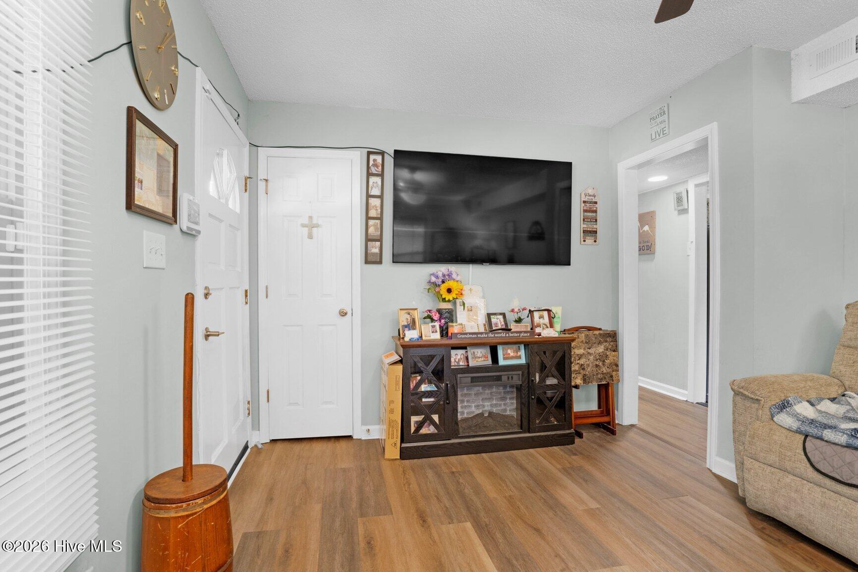 200 Geddie Avenue Property Photo 6