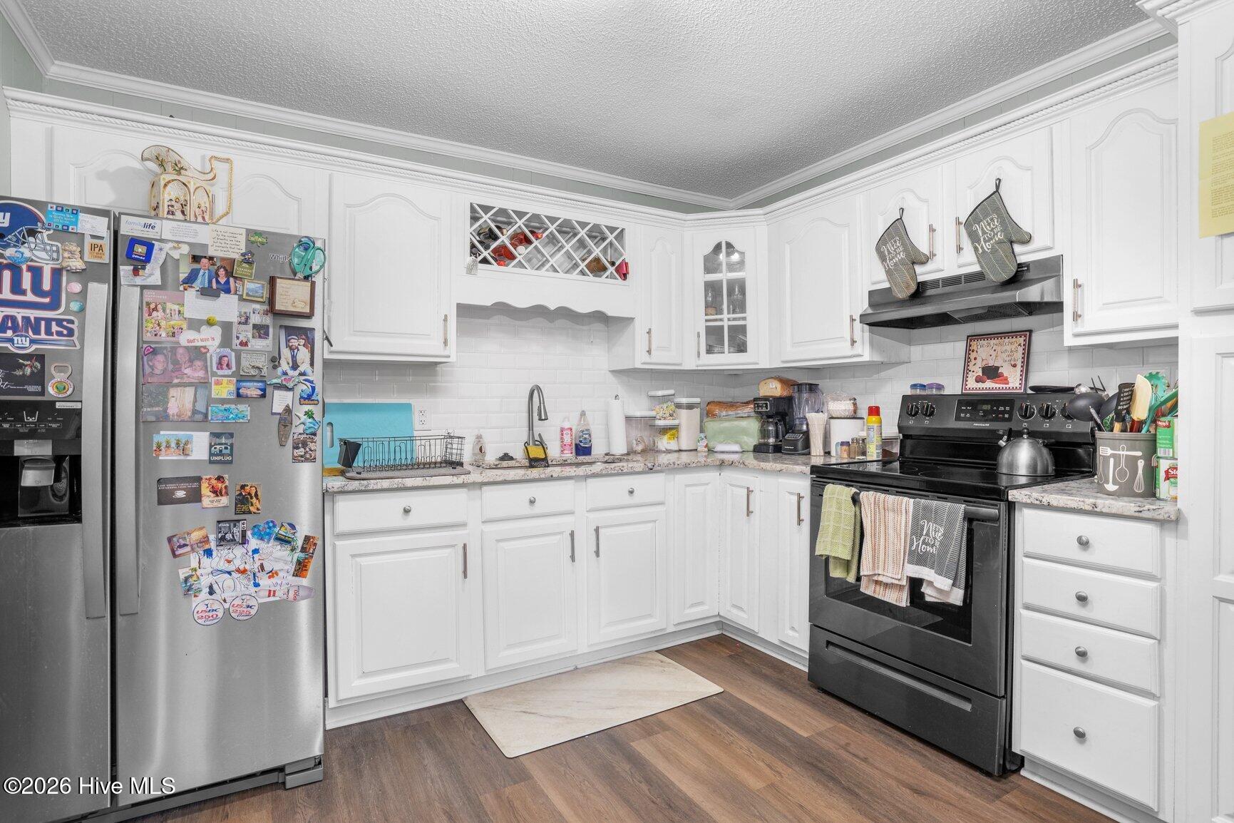 200 Geddie Avenue Property Photo 10