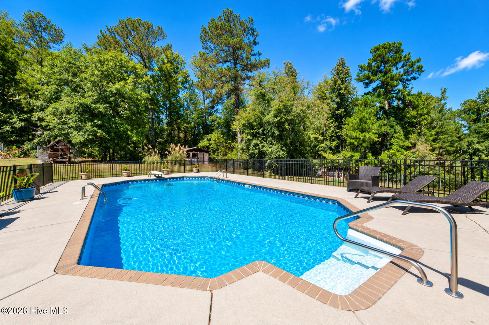 5347 Magnolia Court Property Photo 4