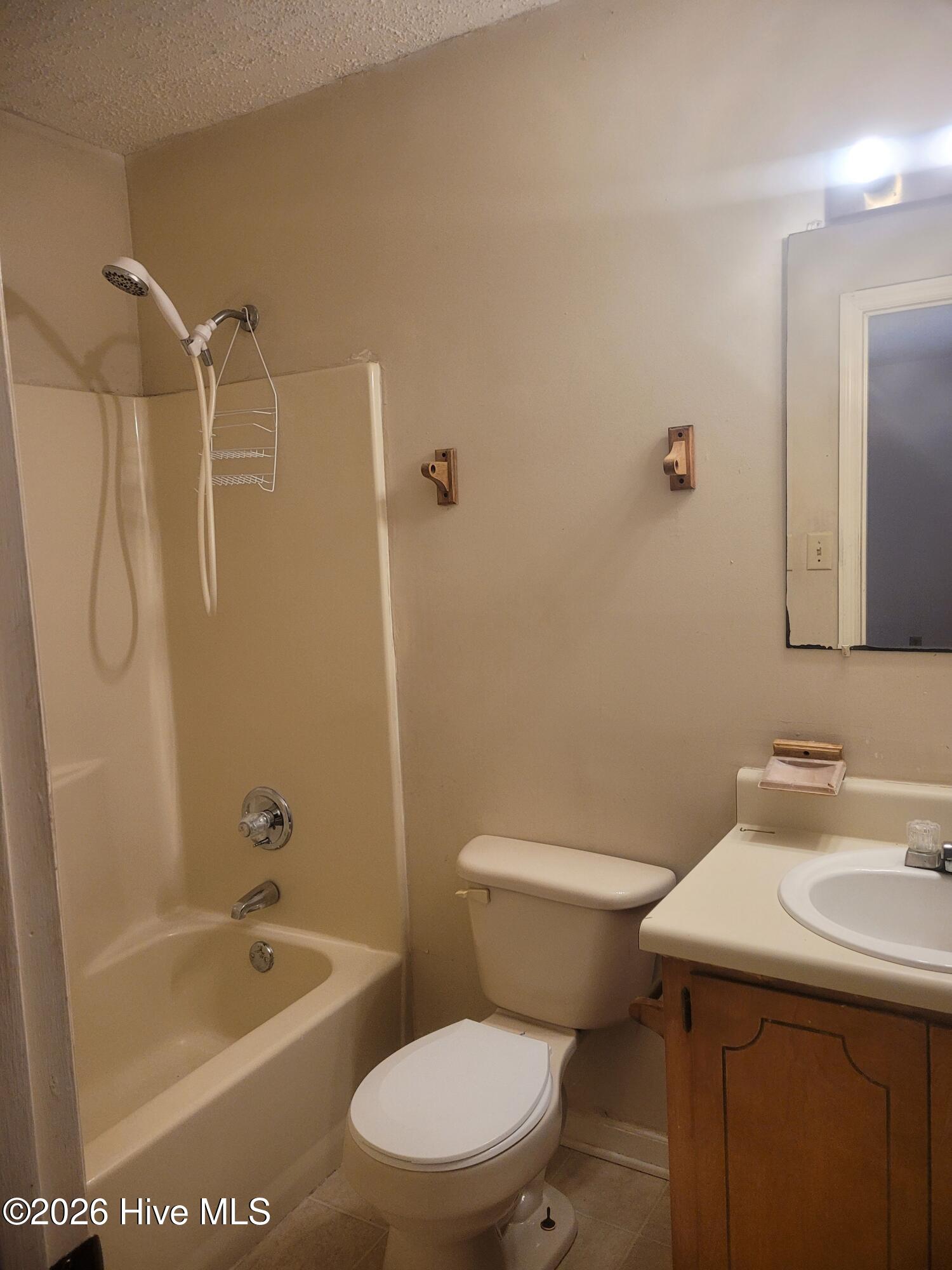 2239 Basswood Drive Property Photo 11
