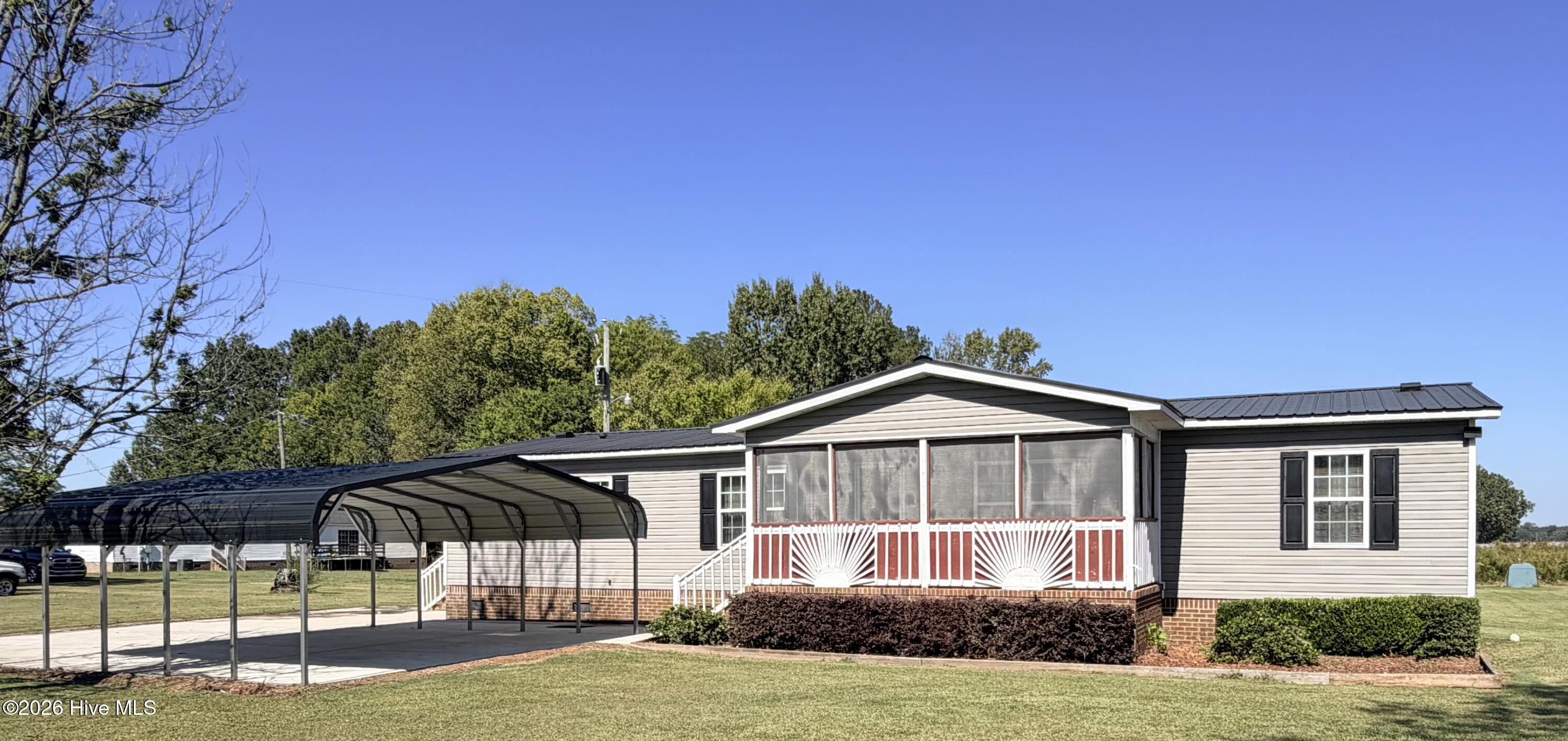 1387 Acorn Hill Road Property Photo 1