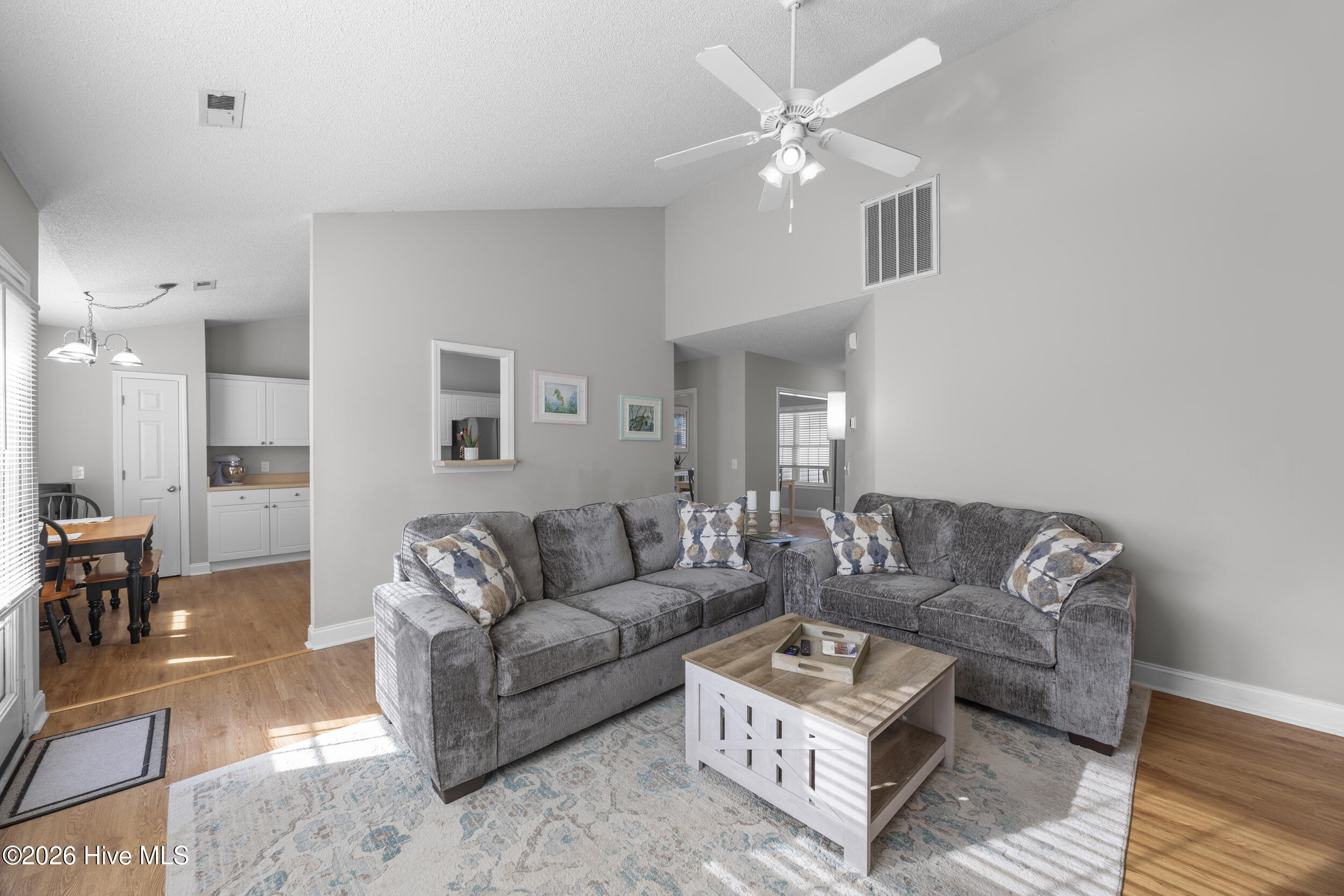6337 Branford Road Property Photo 7