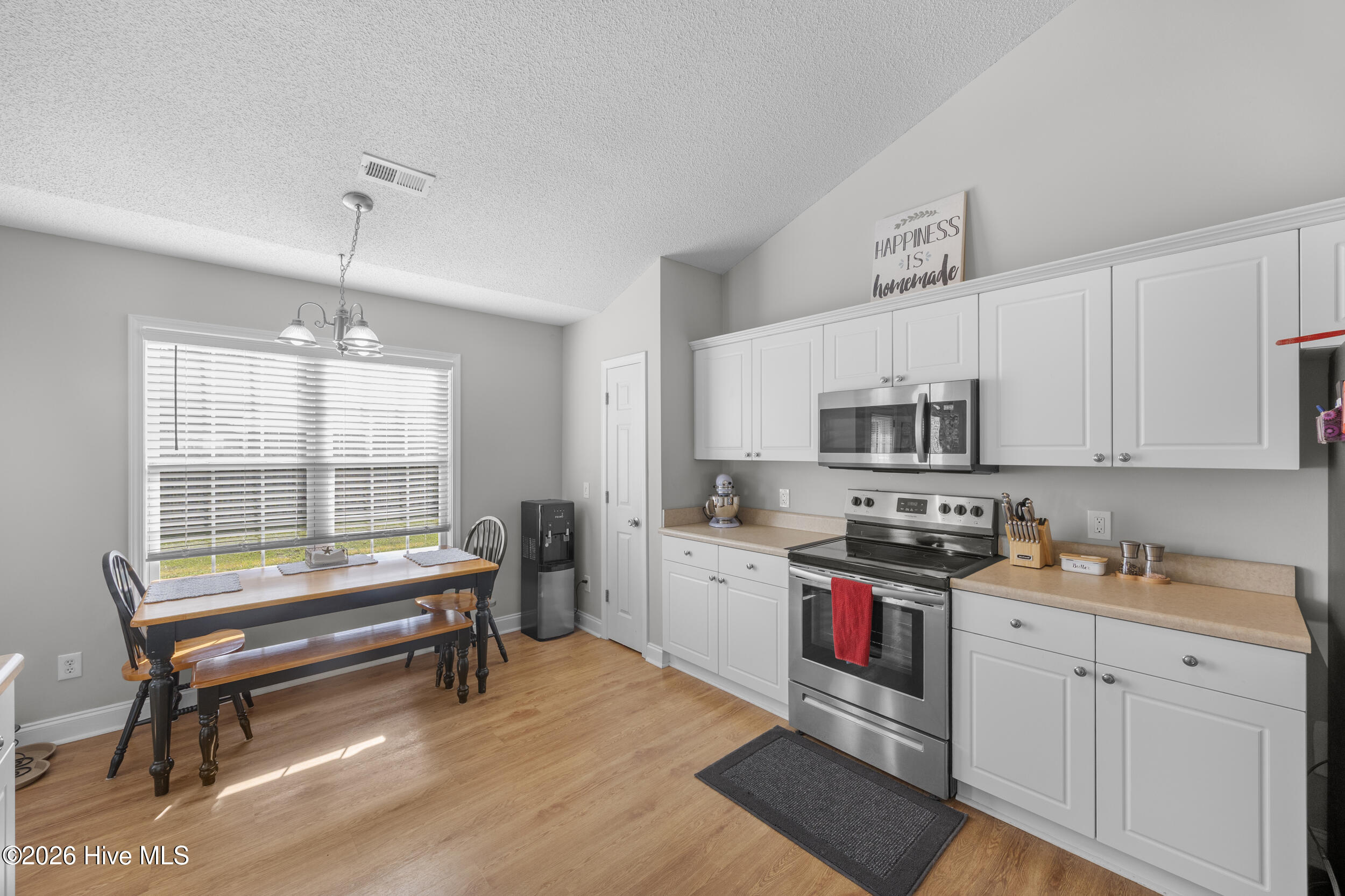 6337 Branford Road Property Photo 10