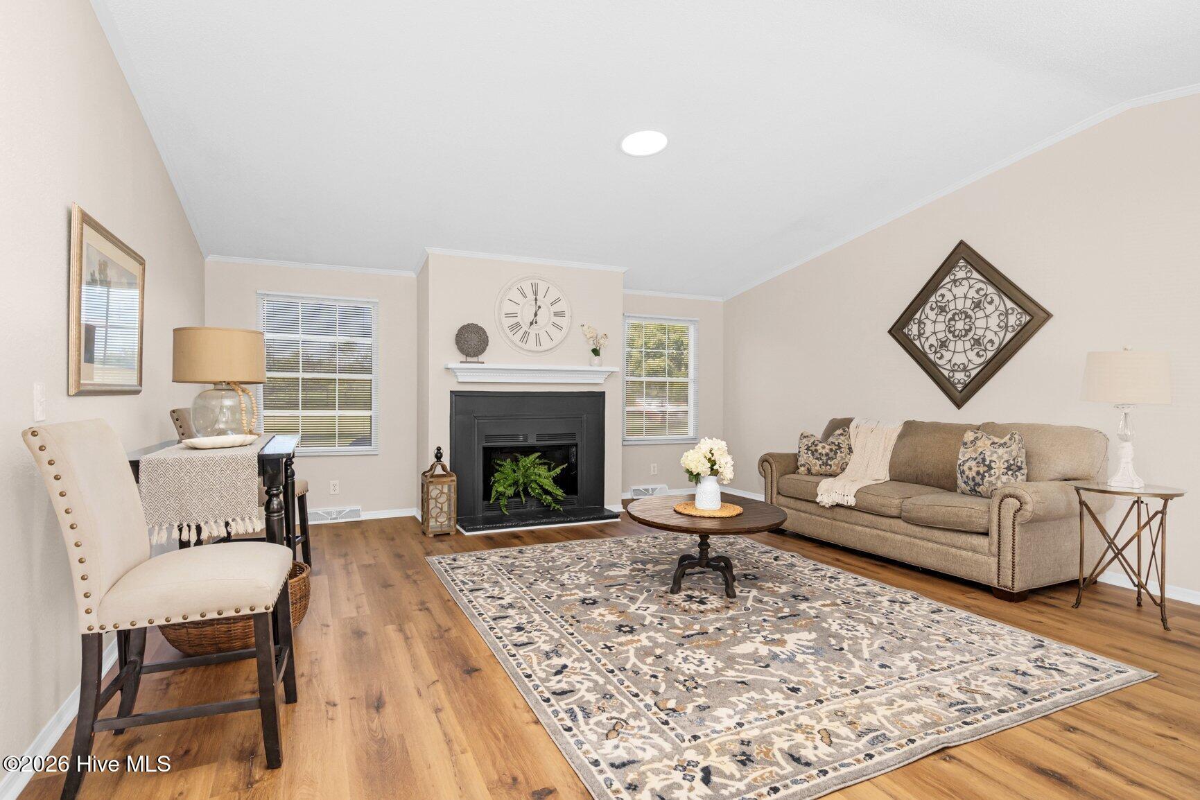 2536 Deer Run Property Photo 6