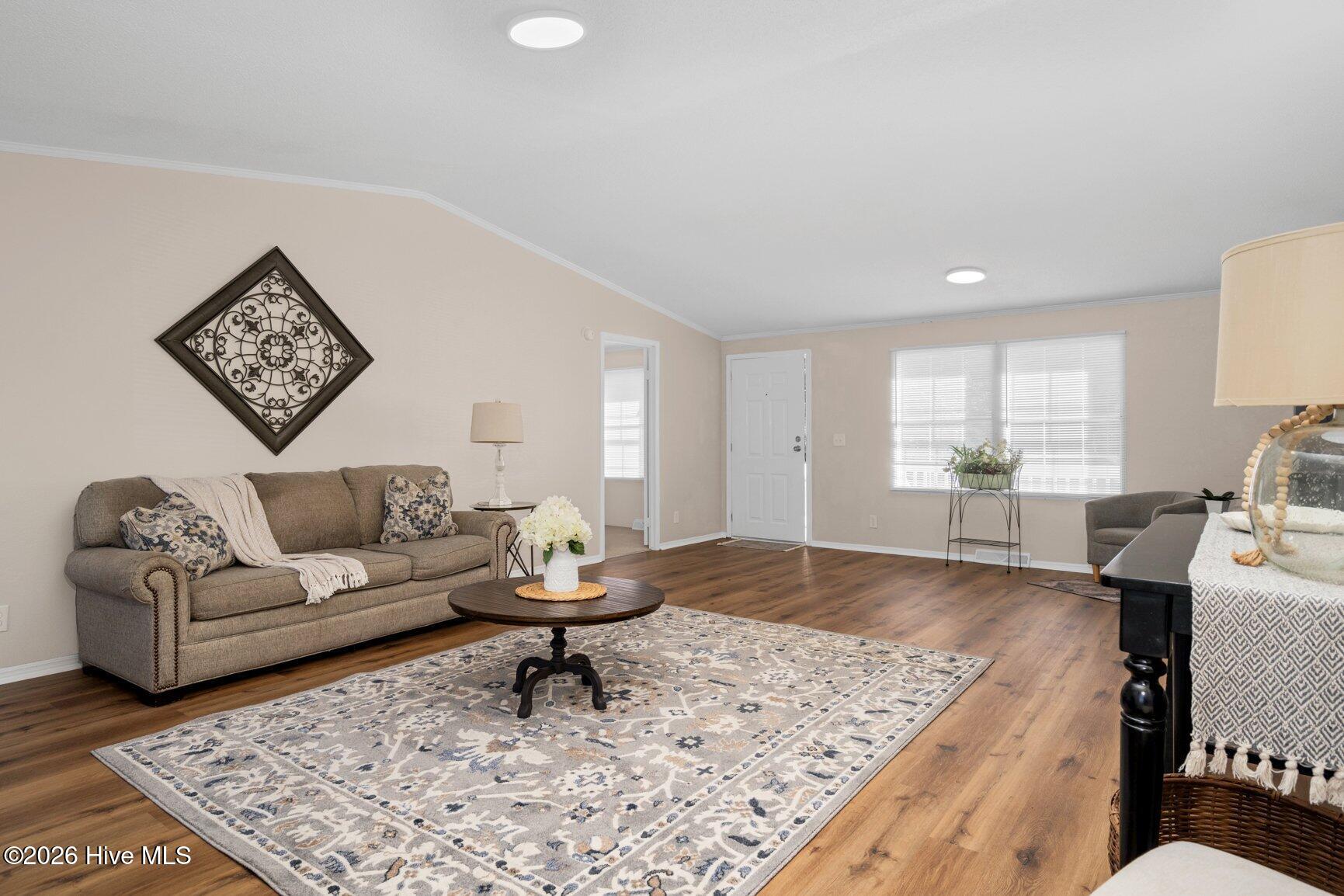 2536 Deer Run Property Photo 8