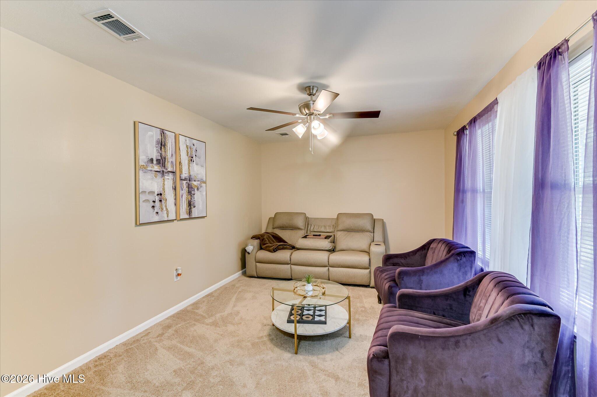 1811 N Barton Drive Property Photo 5