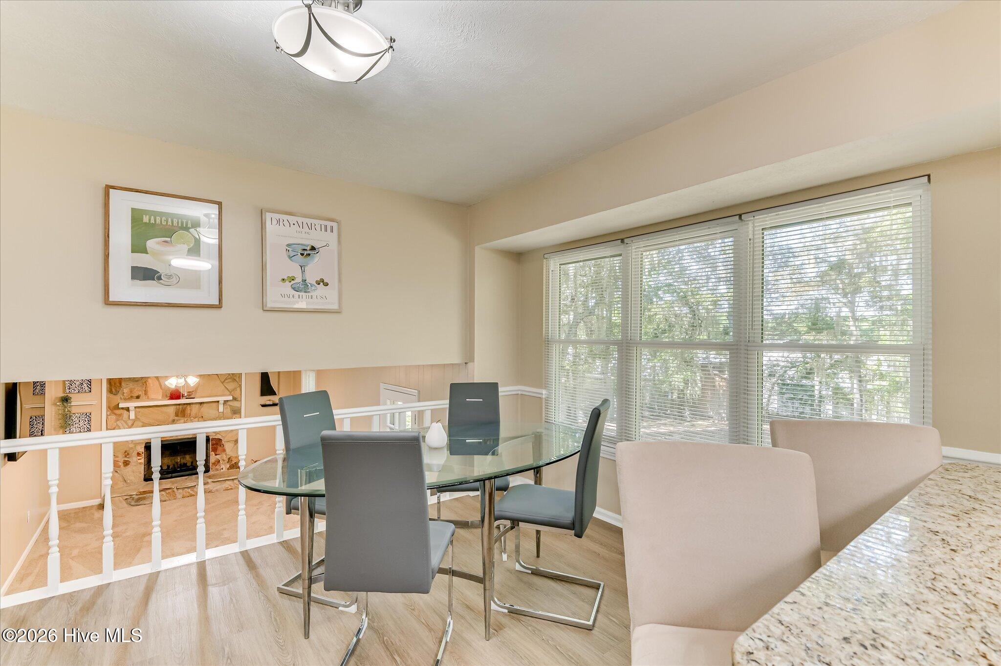 1811 N Barton Drive Property Photo 8