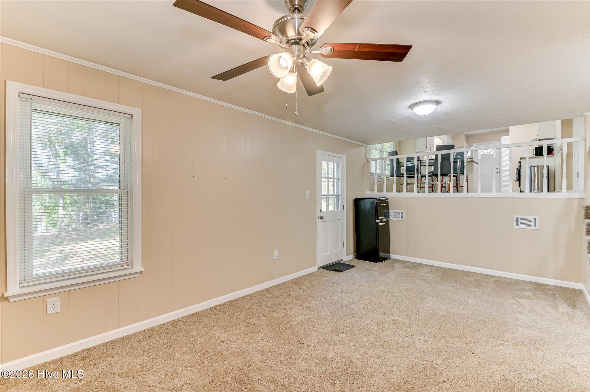 1811 N Barton Drive Property Photo 16
