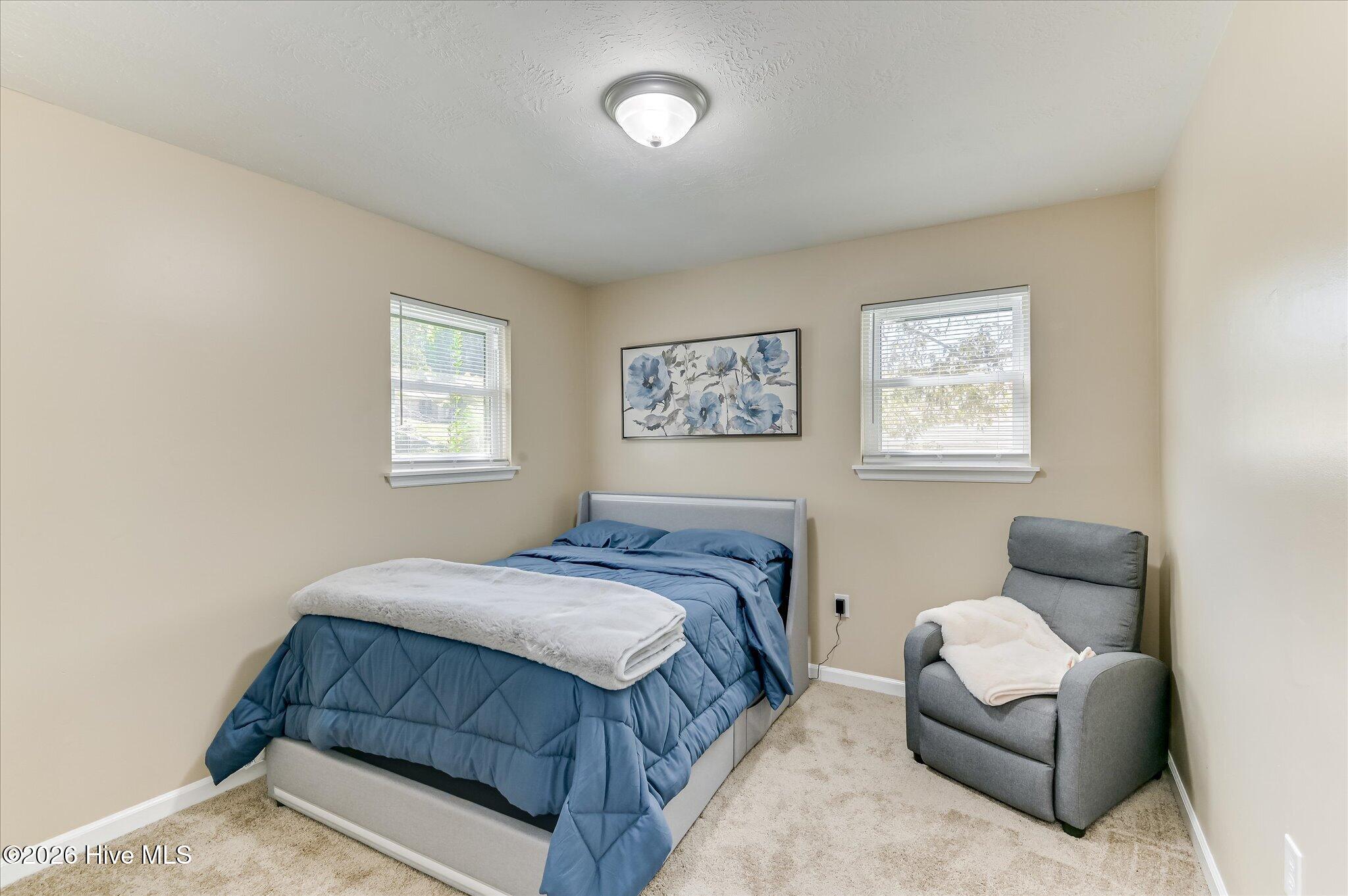 1811 N Barton Drive Property Photo 17