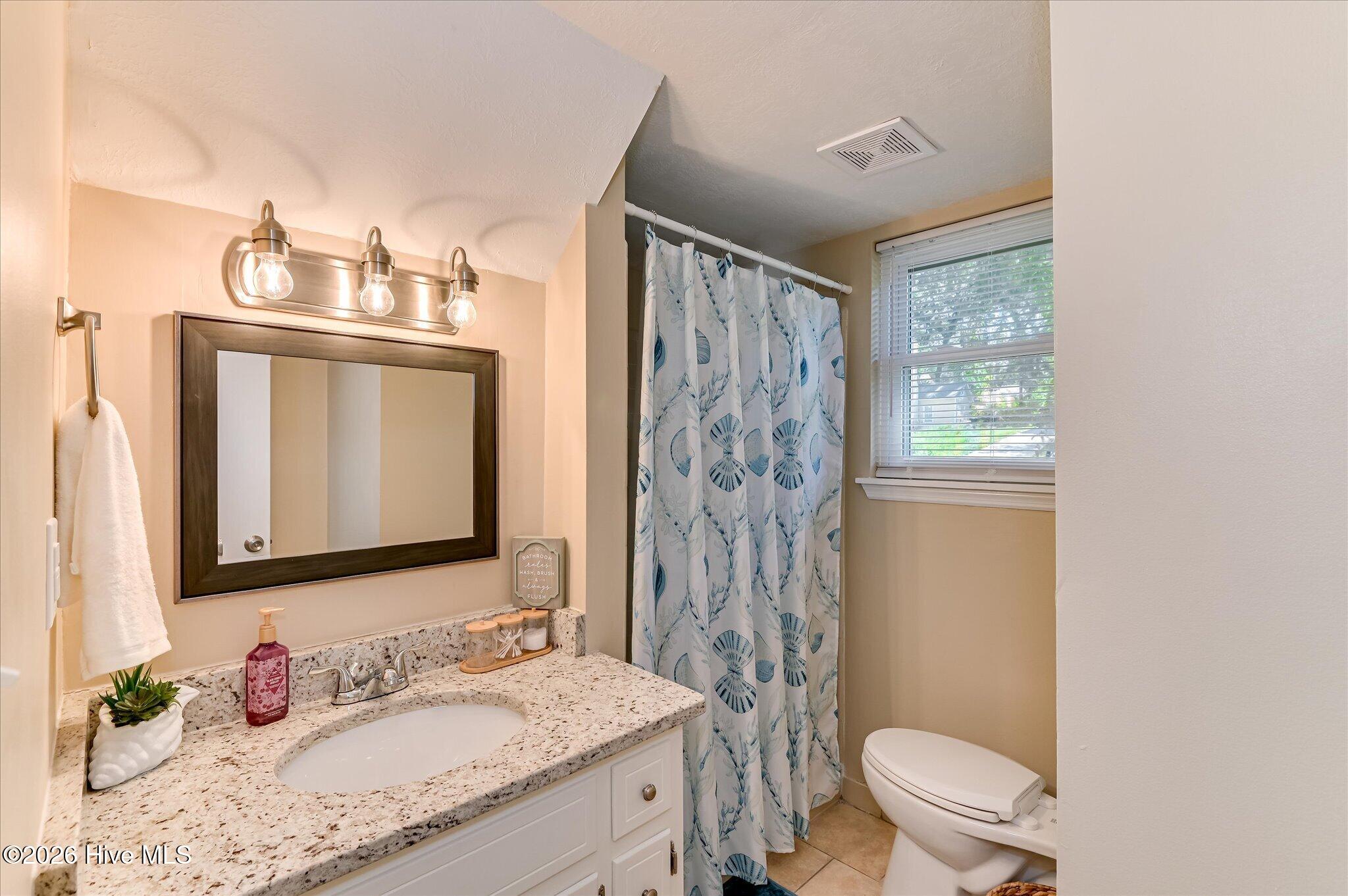 1811 N Barton Drive Property Photo 19