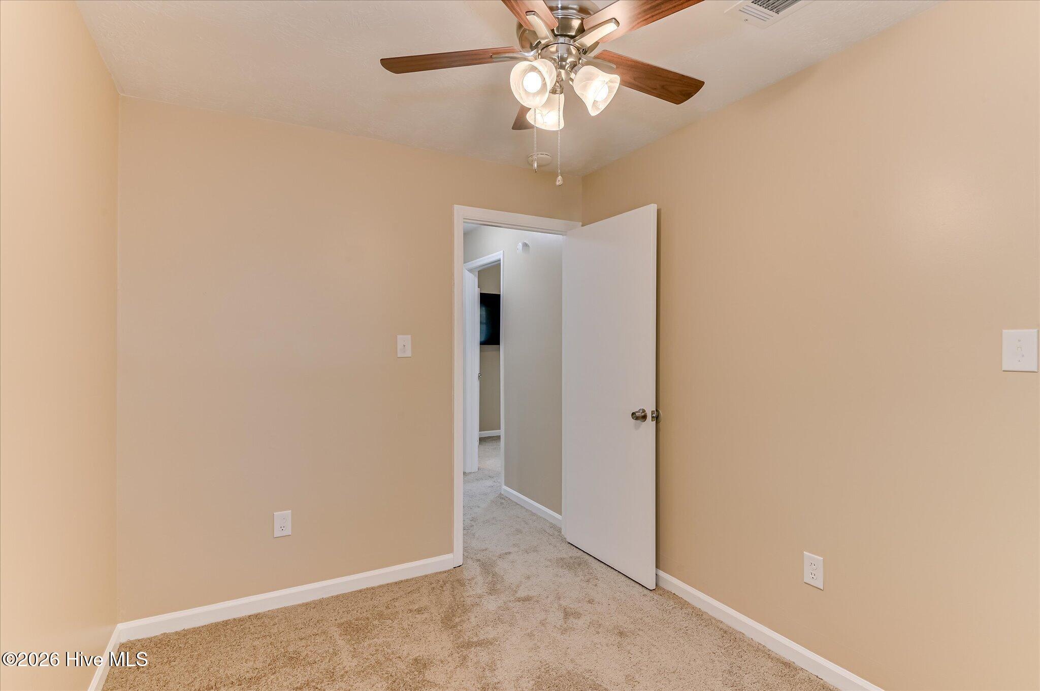 1811 N Barton Drive Property Photo 25