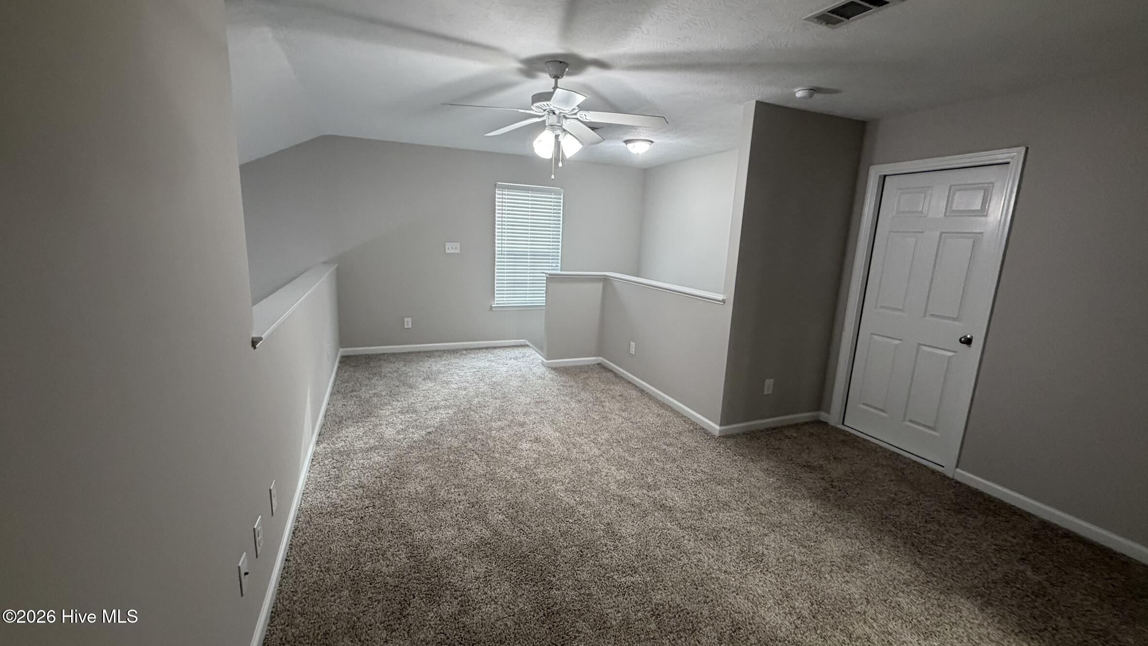 2220 Jasmine Way Property Photo 16