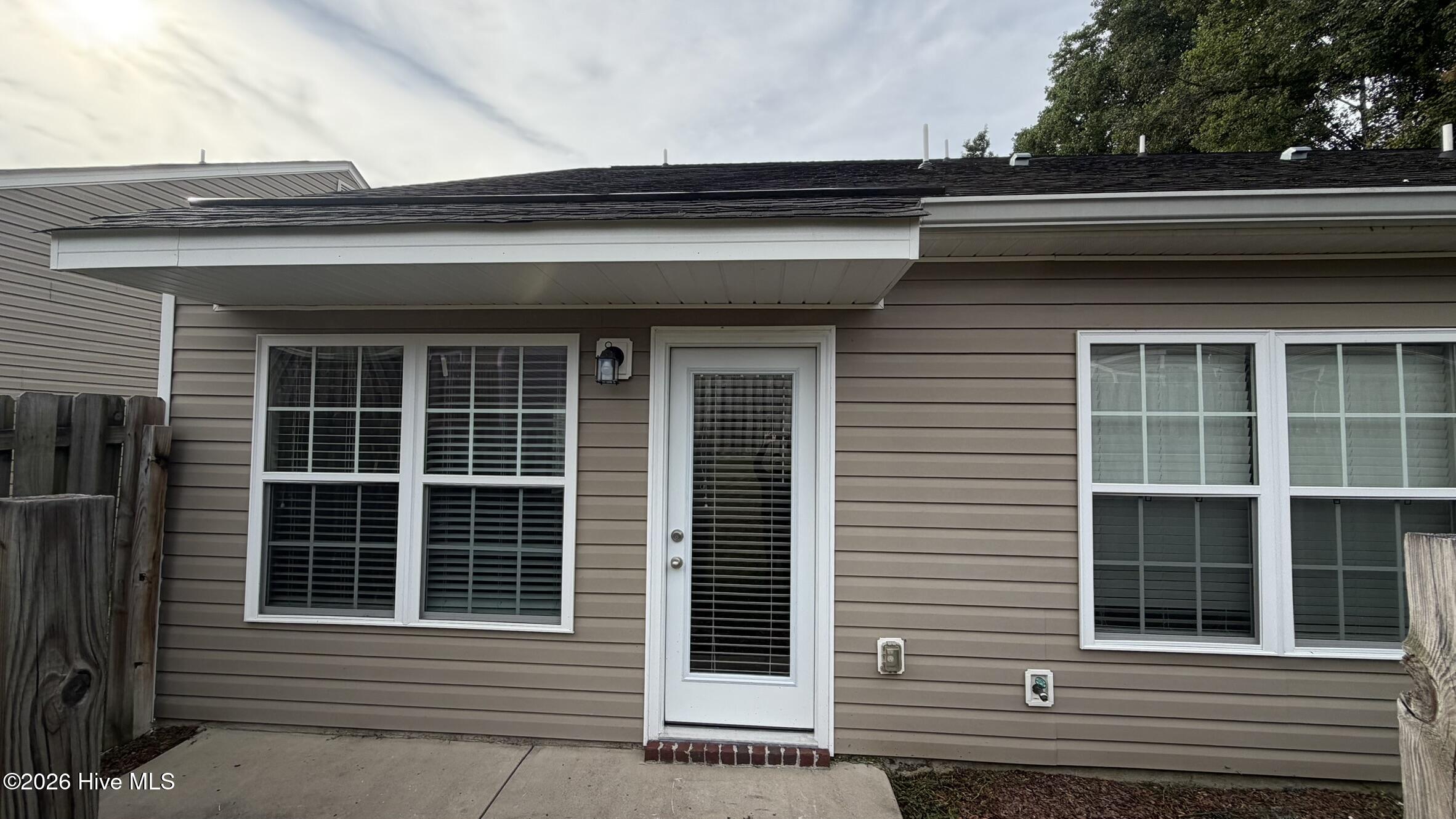 2220 Jasmine Way Property Photo 20