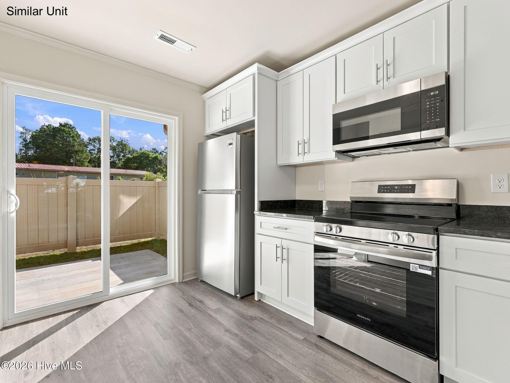 382 Boyington Place Road Property Photo 6
