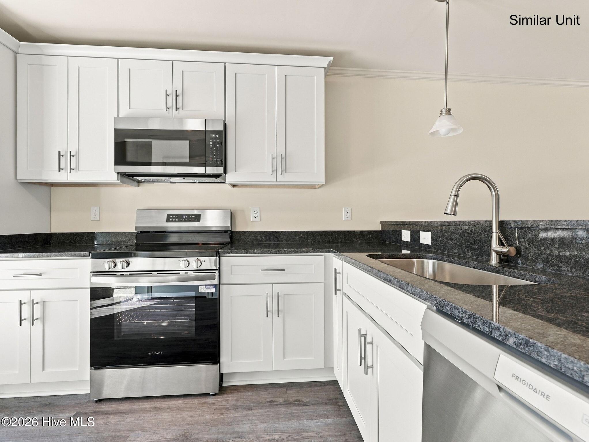 378 Boyington Place Road Property Photo 6