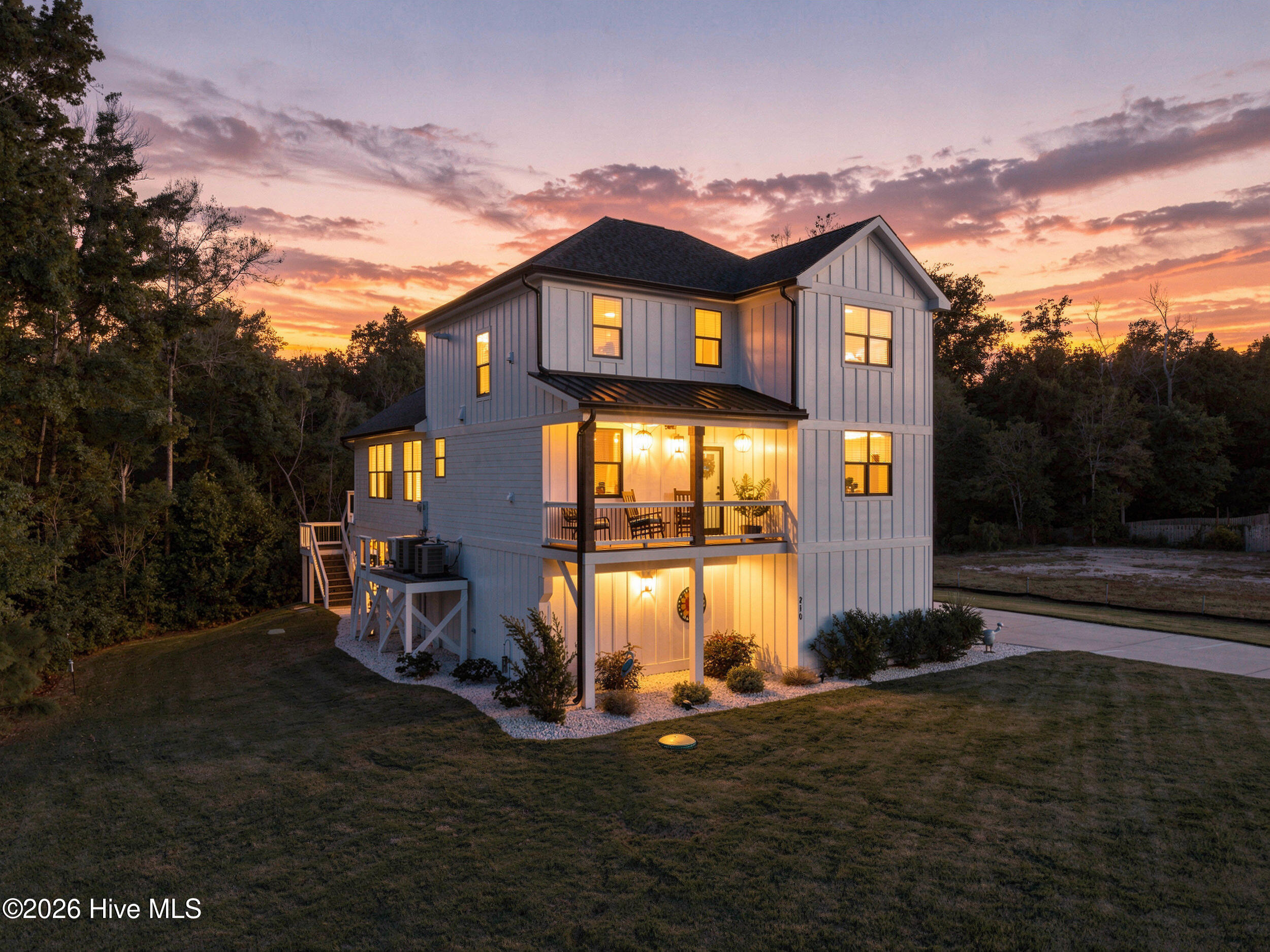 210 River Oats Court Property Photo 1