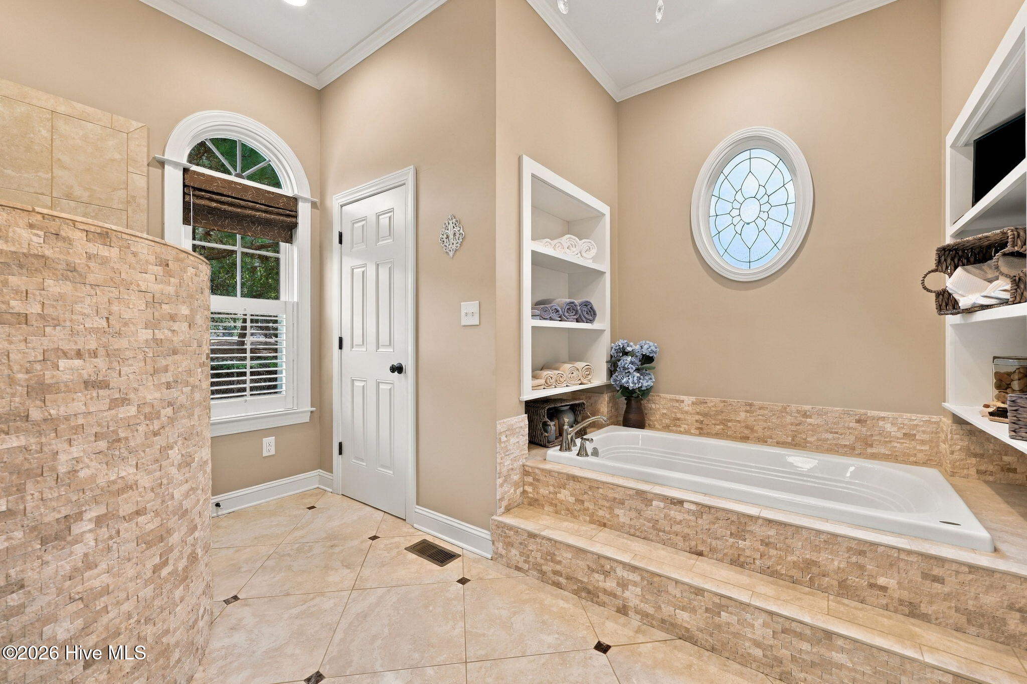 118 Jonathons Drive Property Photo 30