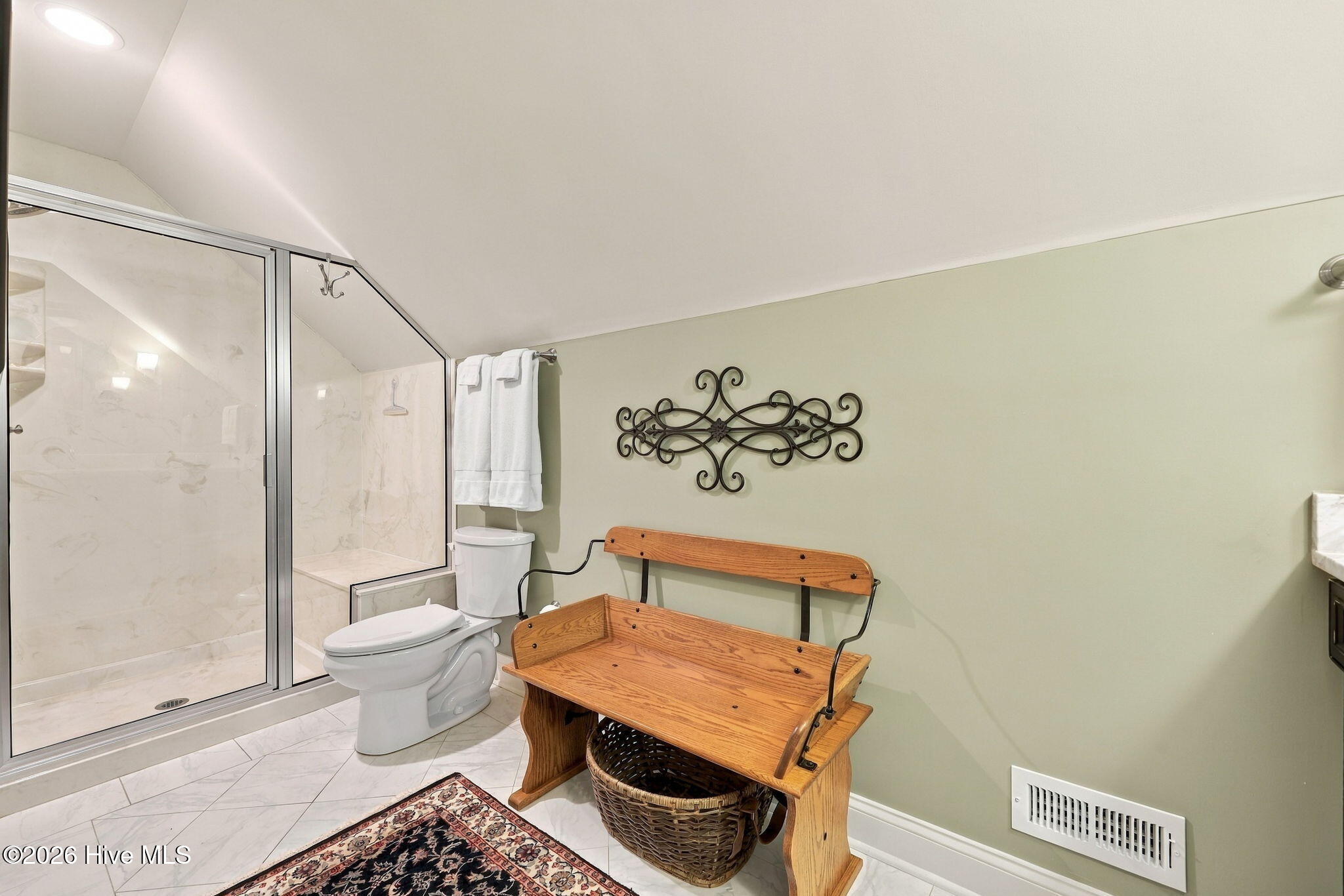118 Jonathons Drive Property Photo 36